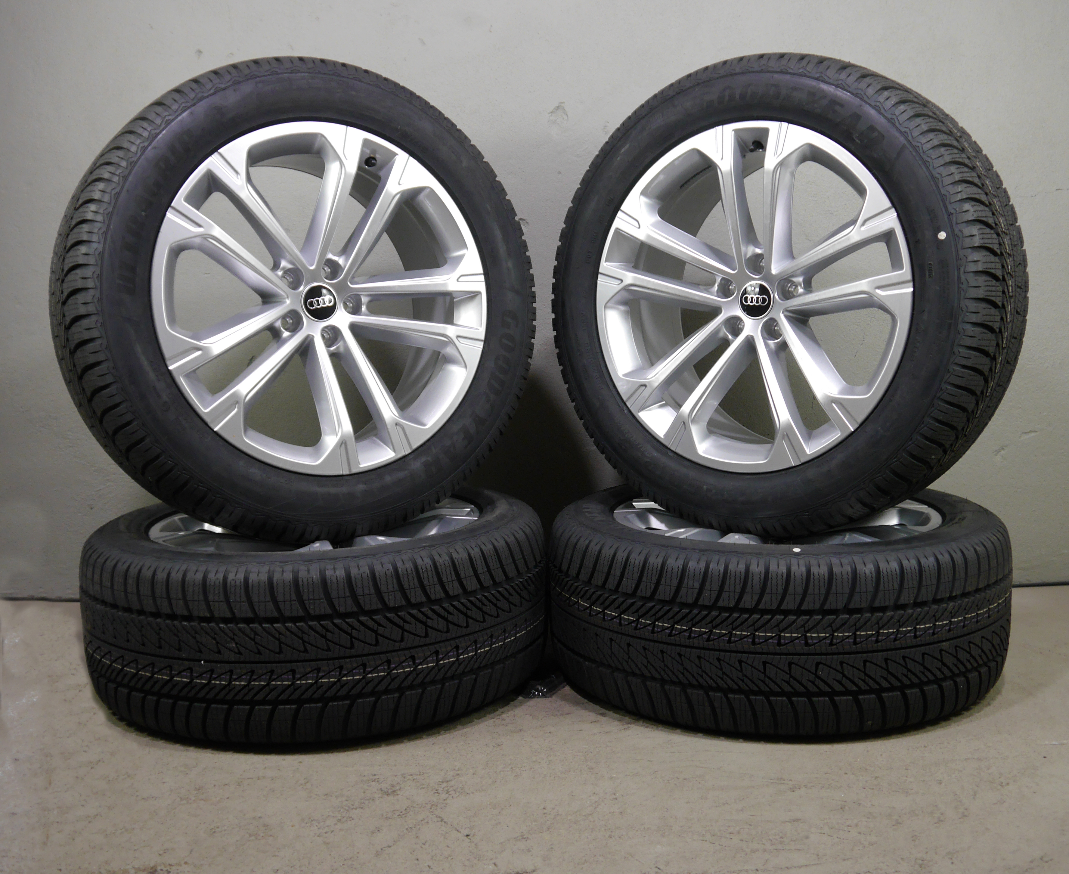 Audi Q7 Aluradsatz – Winter 285/45 R20 112V(AO) – 4M0601025DA