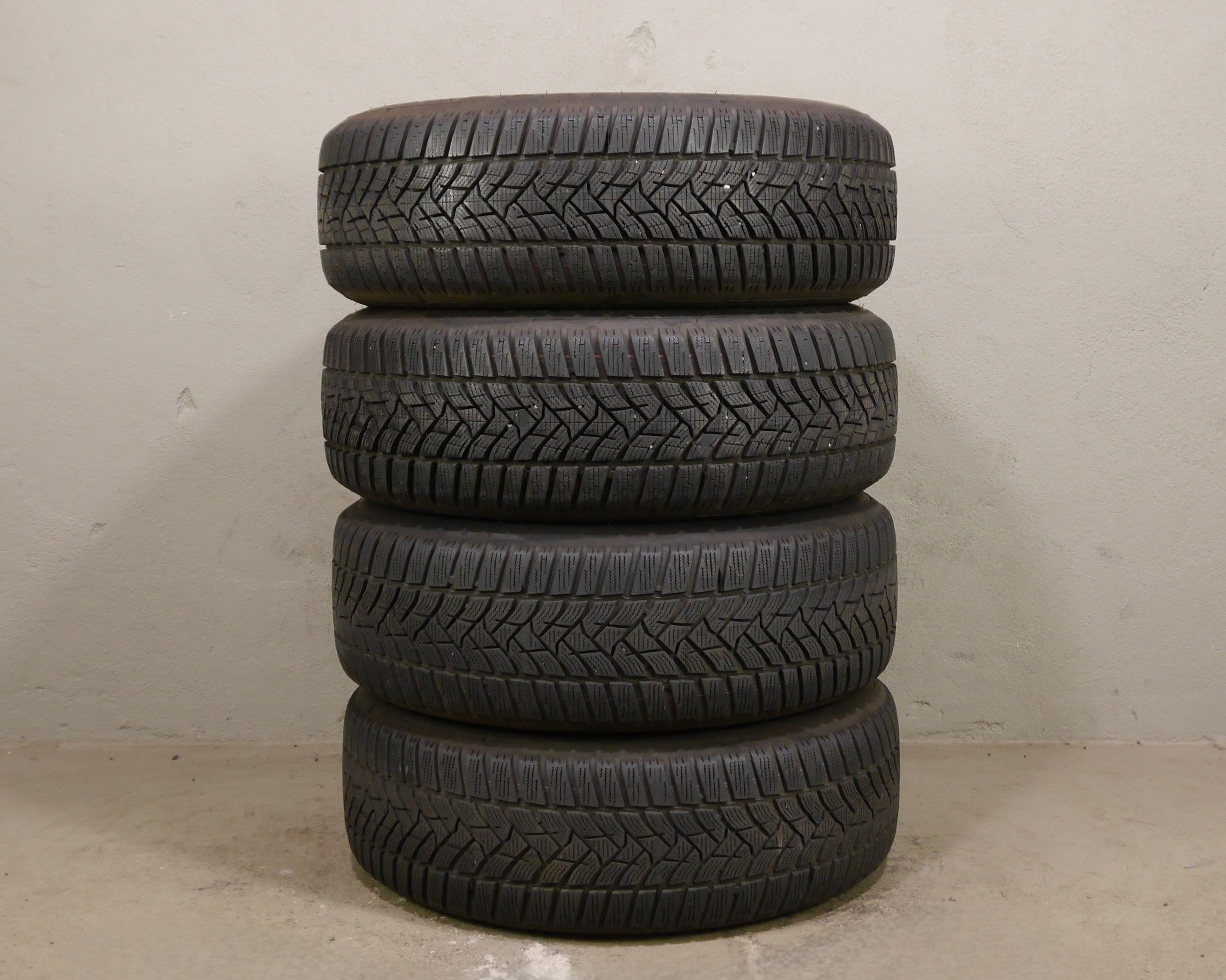 ŠKODA Octavia (5E) Aluradsatz – Winter 205/60R16 96H – 5E3601025AA