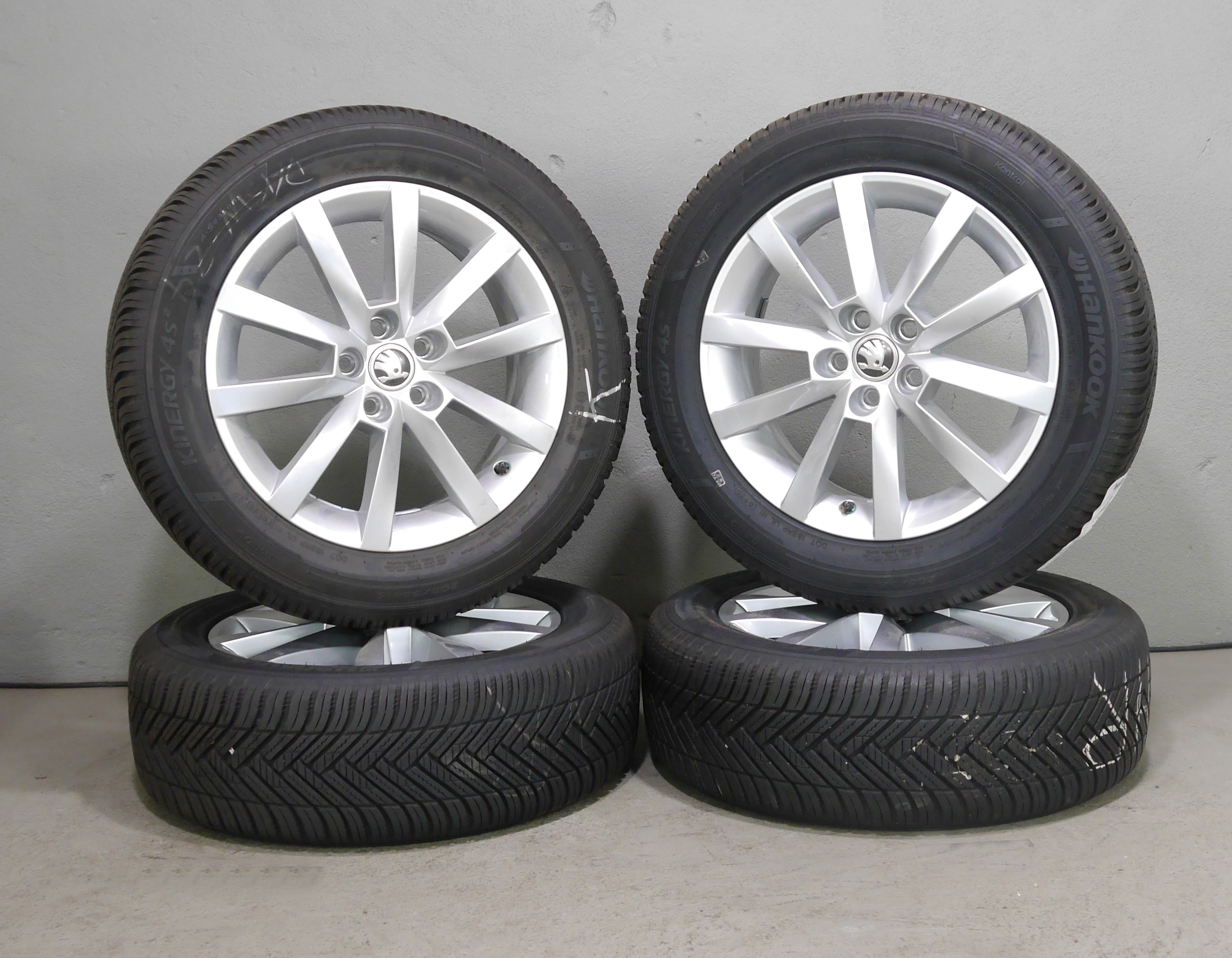 ŠKODA Scala Aluradsatz – Allwetter 205/55 R16 94H – 657601025B 