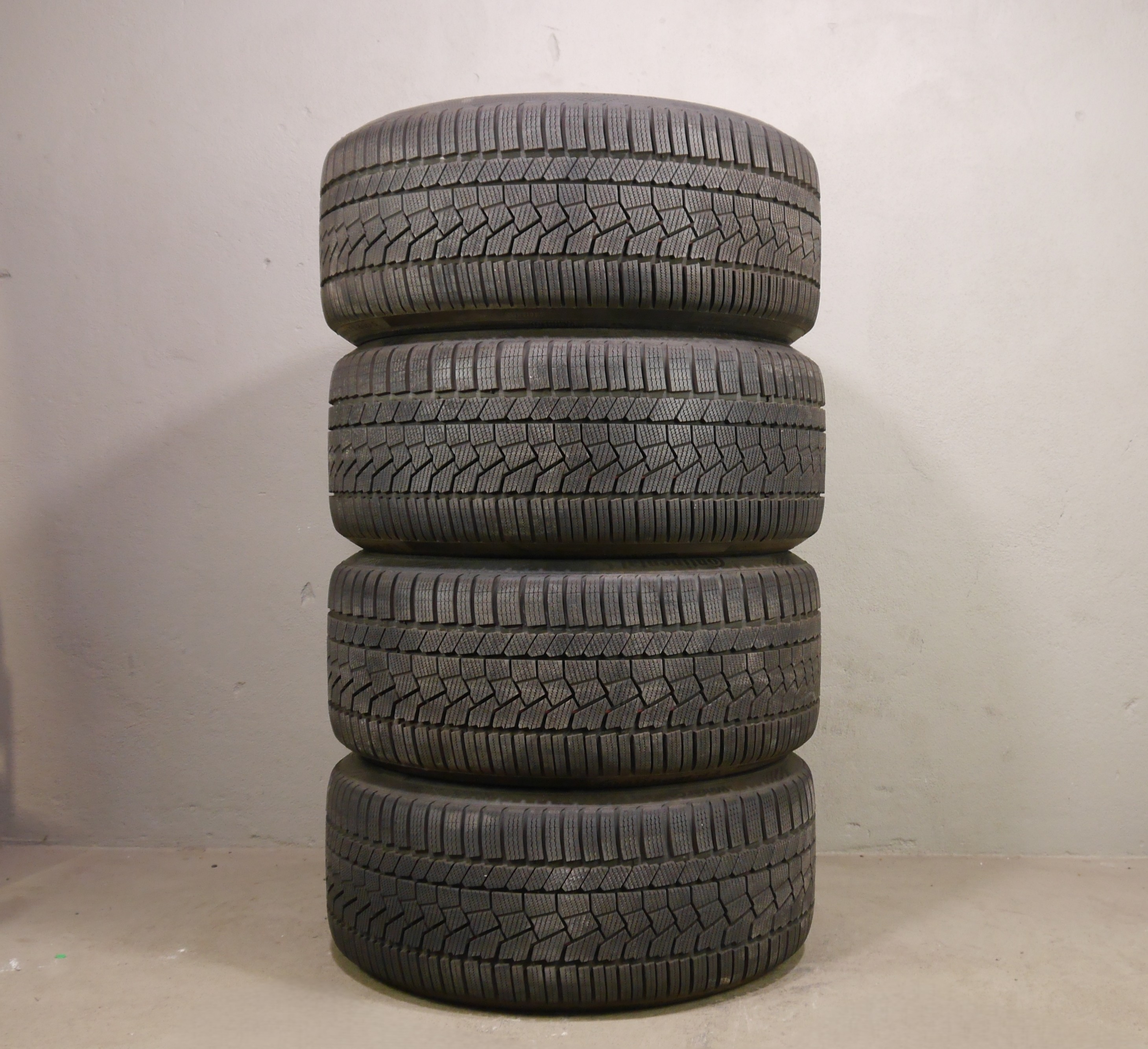 Audi RS6 (4A5) / RS7 (4KA) Aluradsatz – Winter 285/30 R22 101W (AO) – 4K0601025DK - RDKS