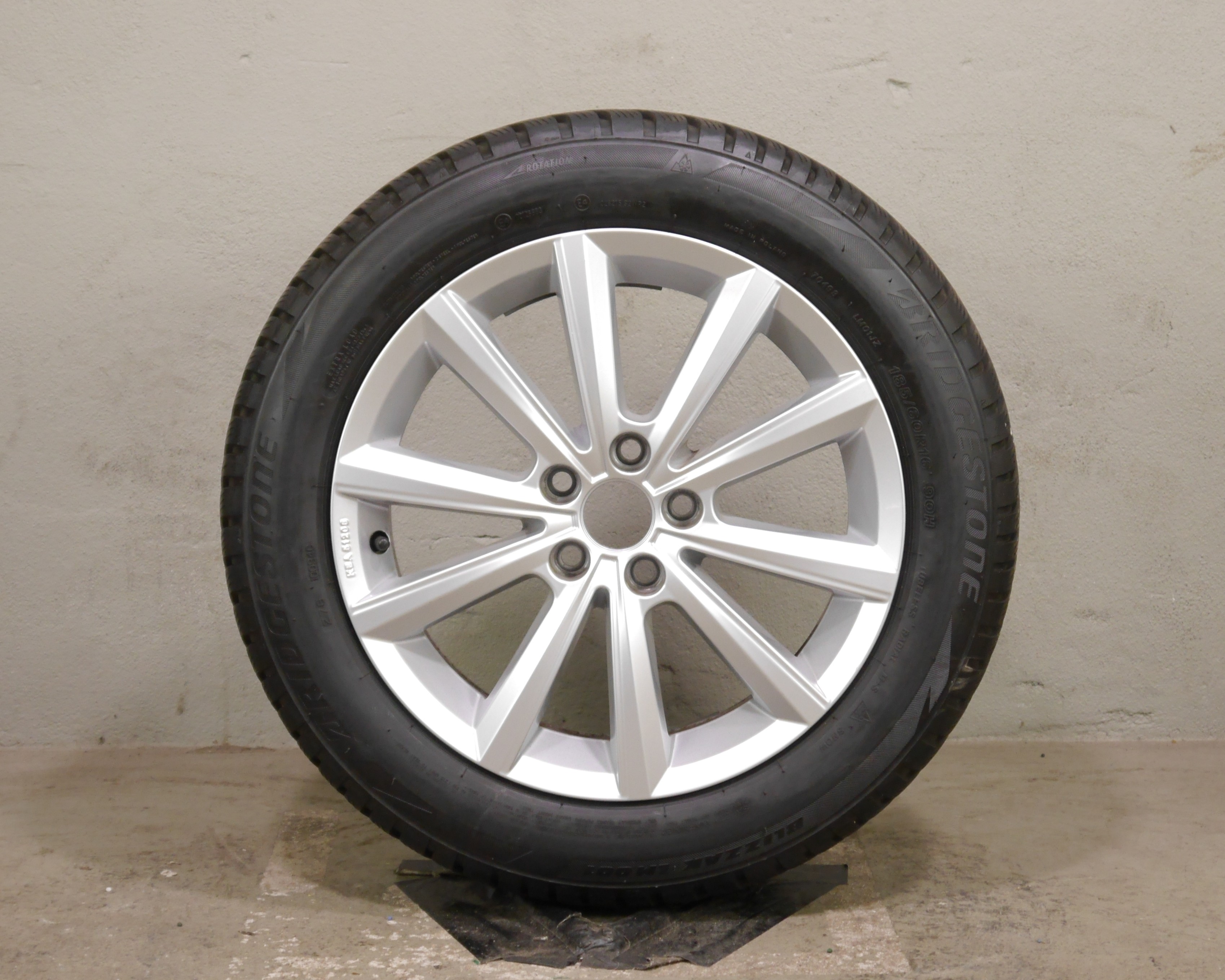 VW Polo GTI (AE) Aluradsatz – Winter 185/60 R16 90H – 2G0601025AF