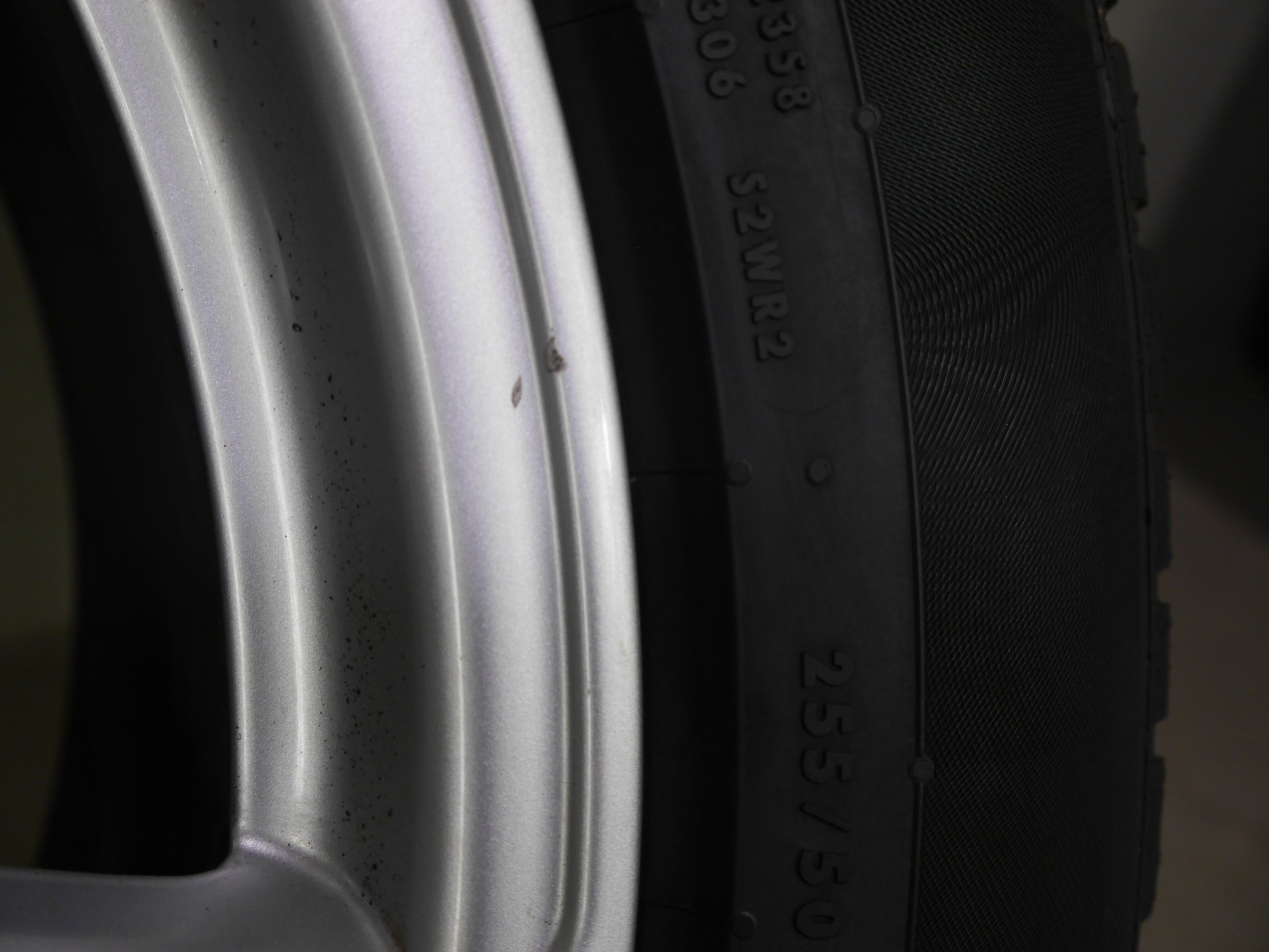 Audi Q7 Aluradsatz – Winter 255/50 R20 109H (AO) – 4M0601025G RDKS