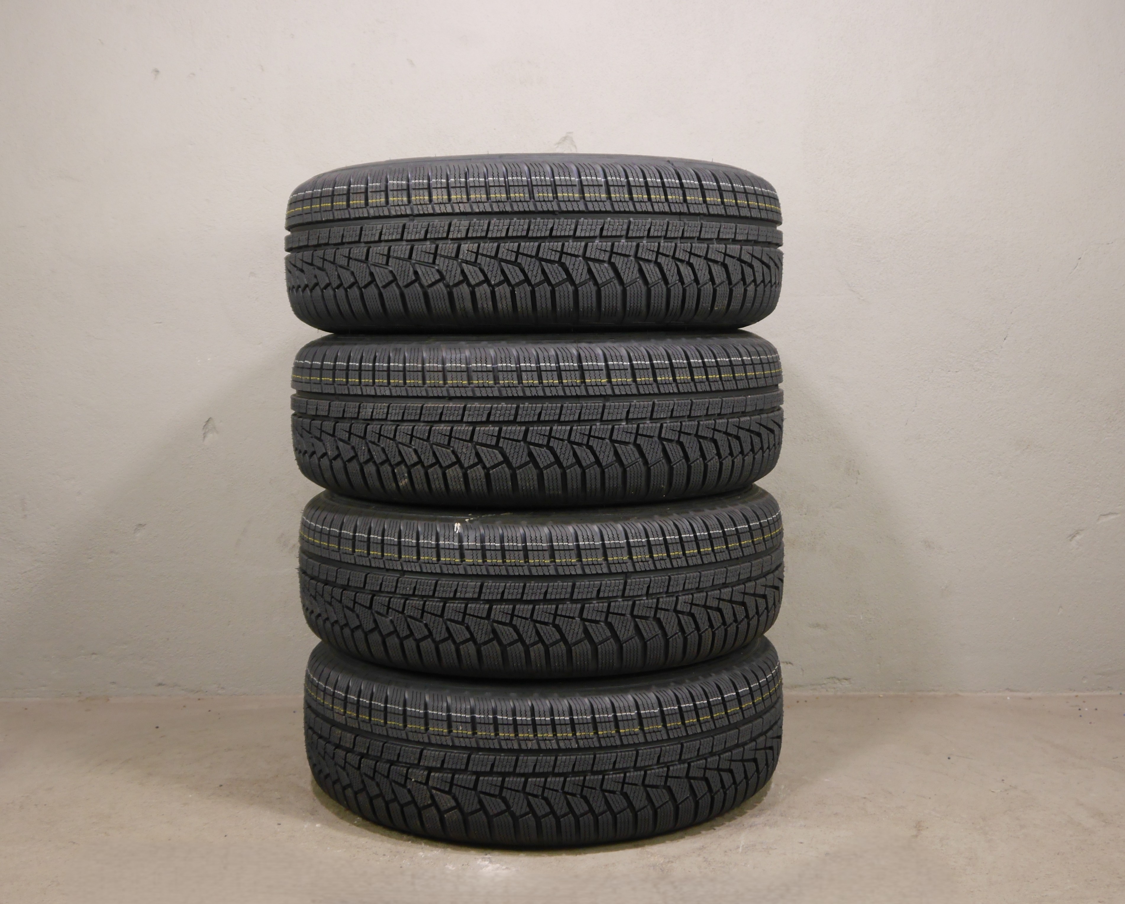 Audi Q3 Aluradsatz – Winter 215/65 R17 99H (AO) – 83A601025AL