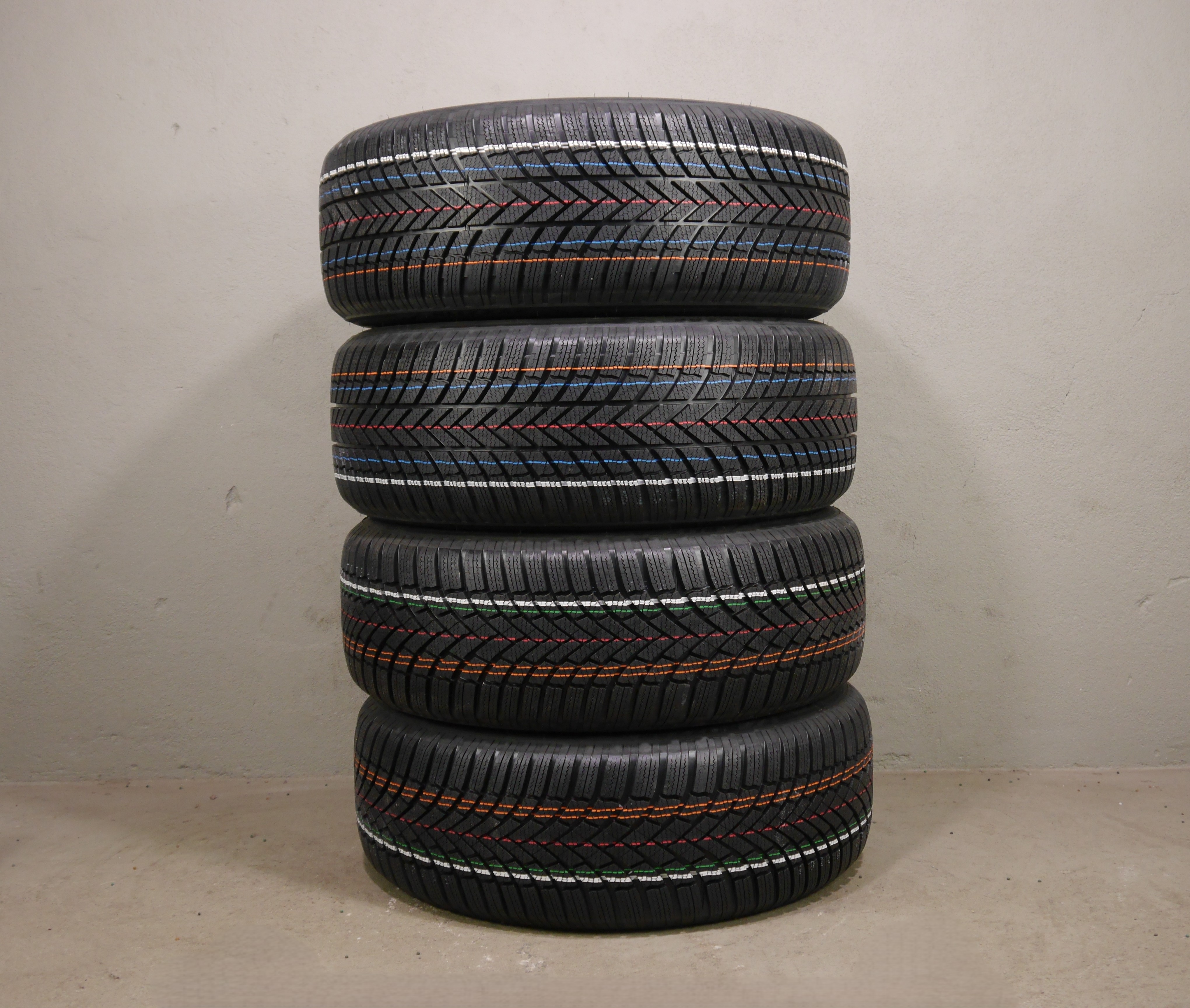 Audi Q4 e-tron Aluradsatz – Winter 235/50 R20 100T, 255/45 R20 101T 89A601025AP/89A601025AQ