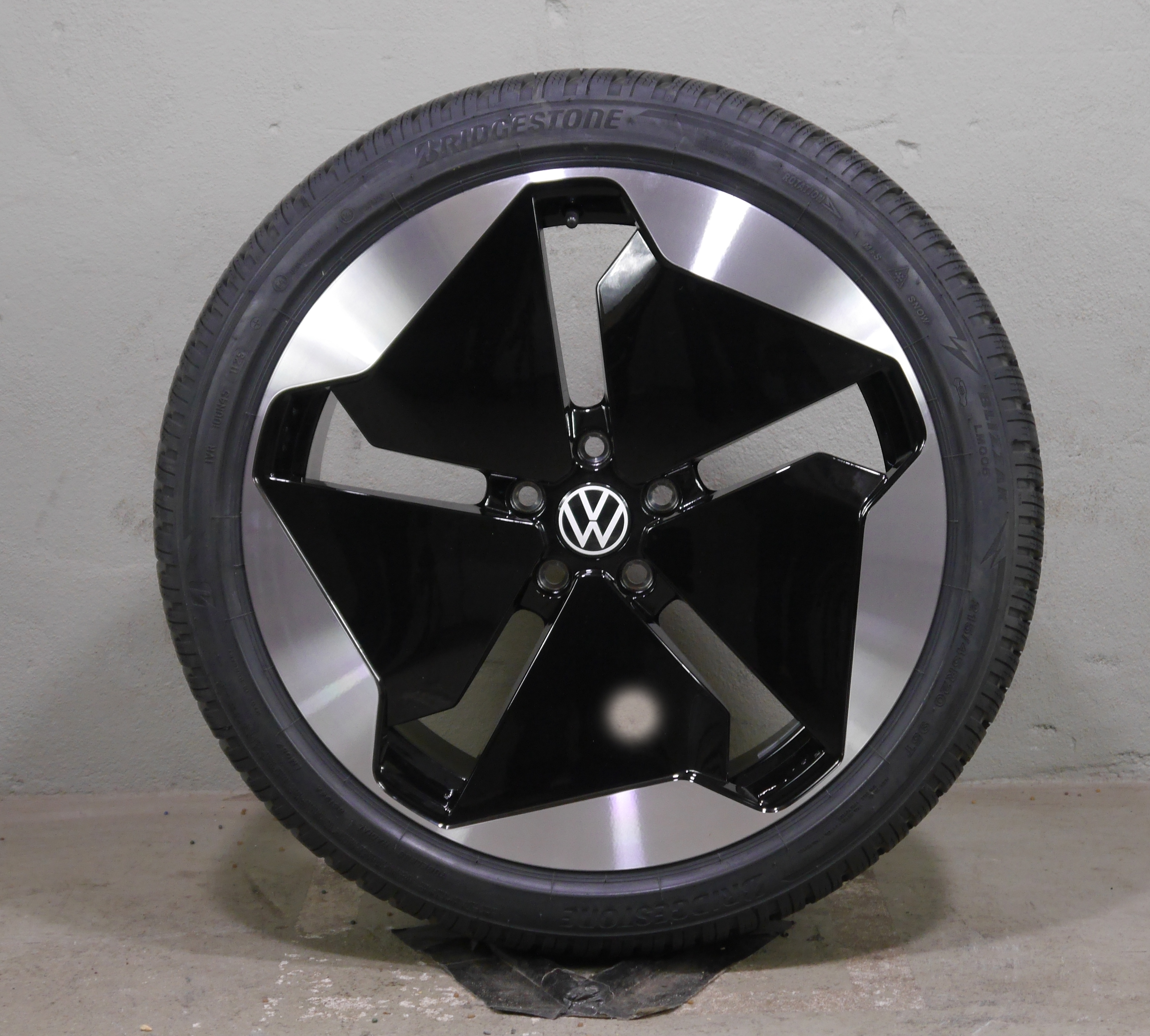 Volkswagen ID.3 Aluradsatz – Winter 215/45 R20 95T - 10A601025AA