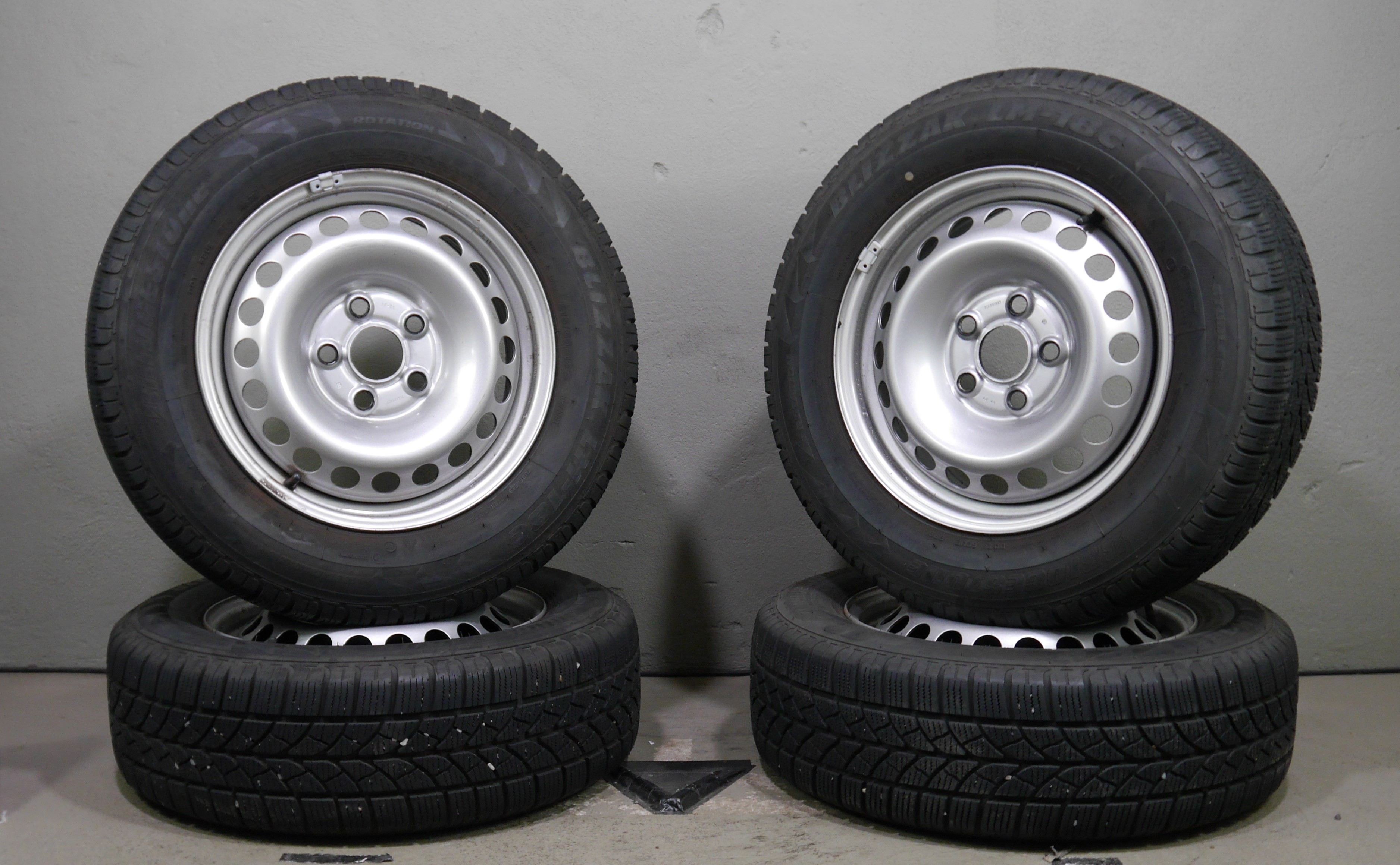 Volkswagen T6.1 Caravelle Stahlradsatz– Winter 215/65 R16 106/104T - 7LA601027