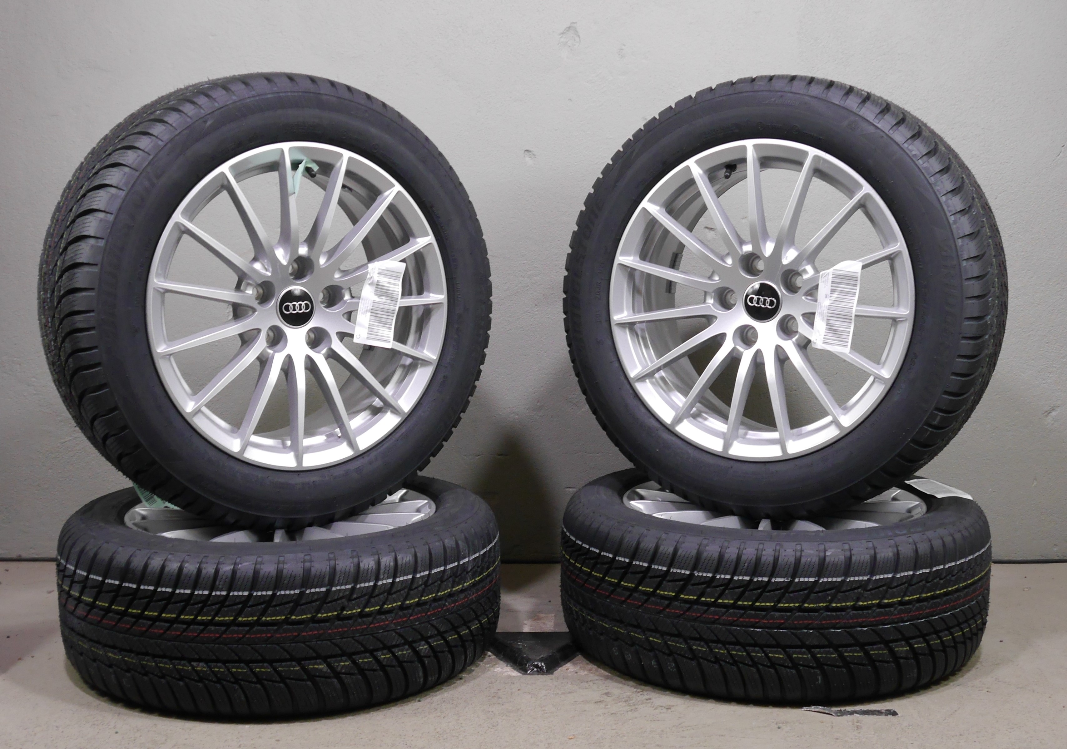 Audi A5  Cabriolet Aluradsatz – Winter 225/50 R17 98H(AO) – 8W0601025AE