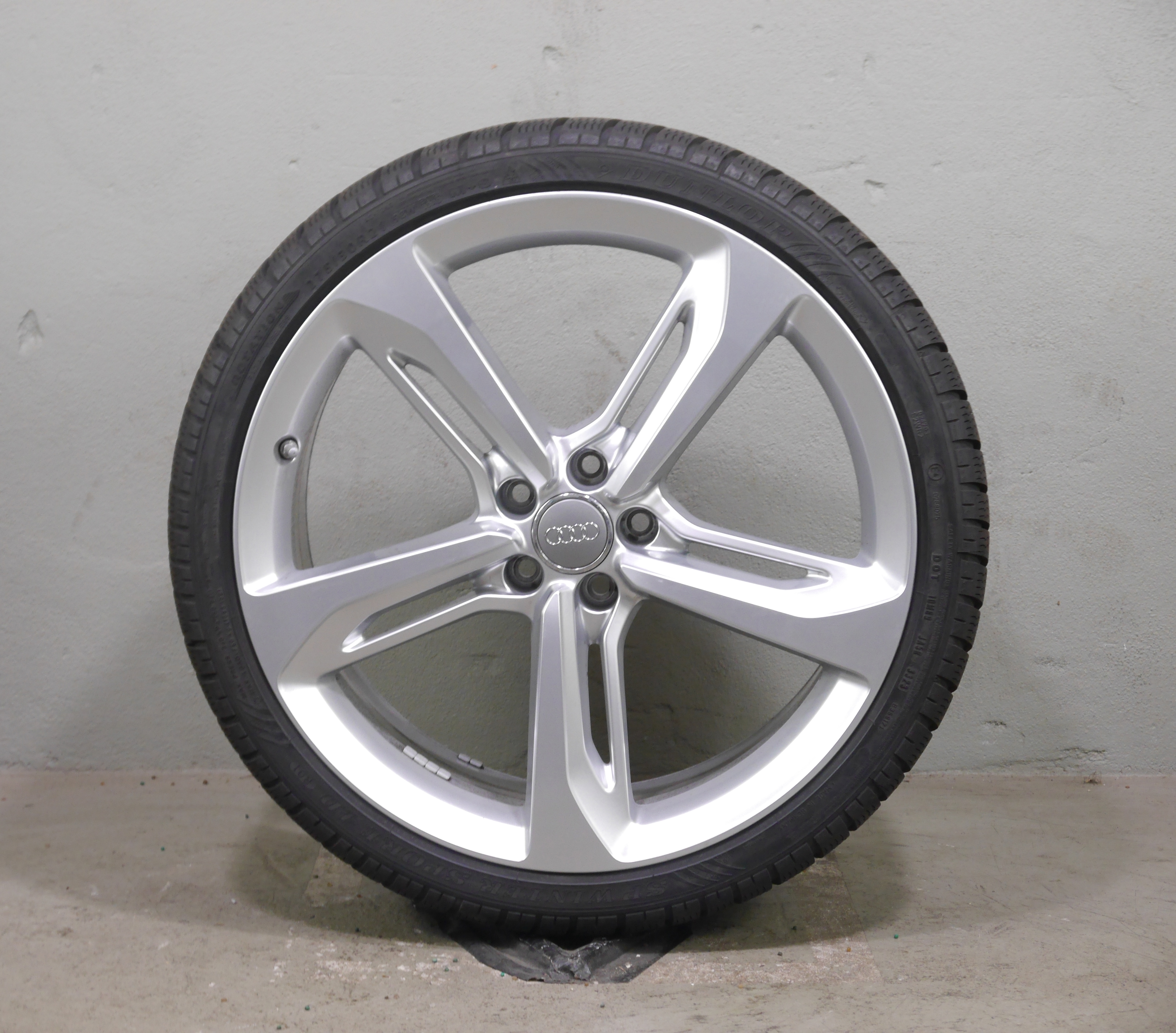 Audi A7 4G Sportback Aluradsatz – Winter 275/30 R21 98W (R01) – 4G8601025AP mit RDKS