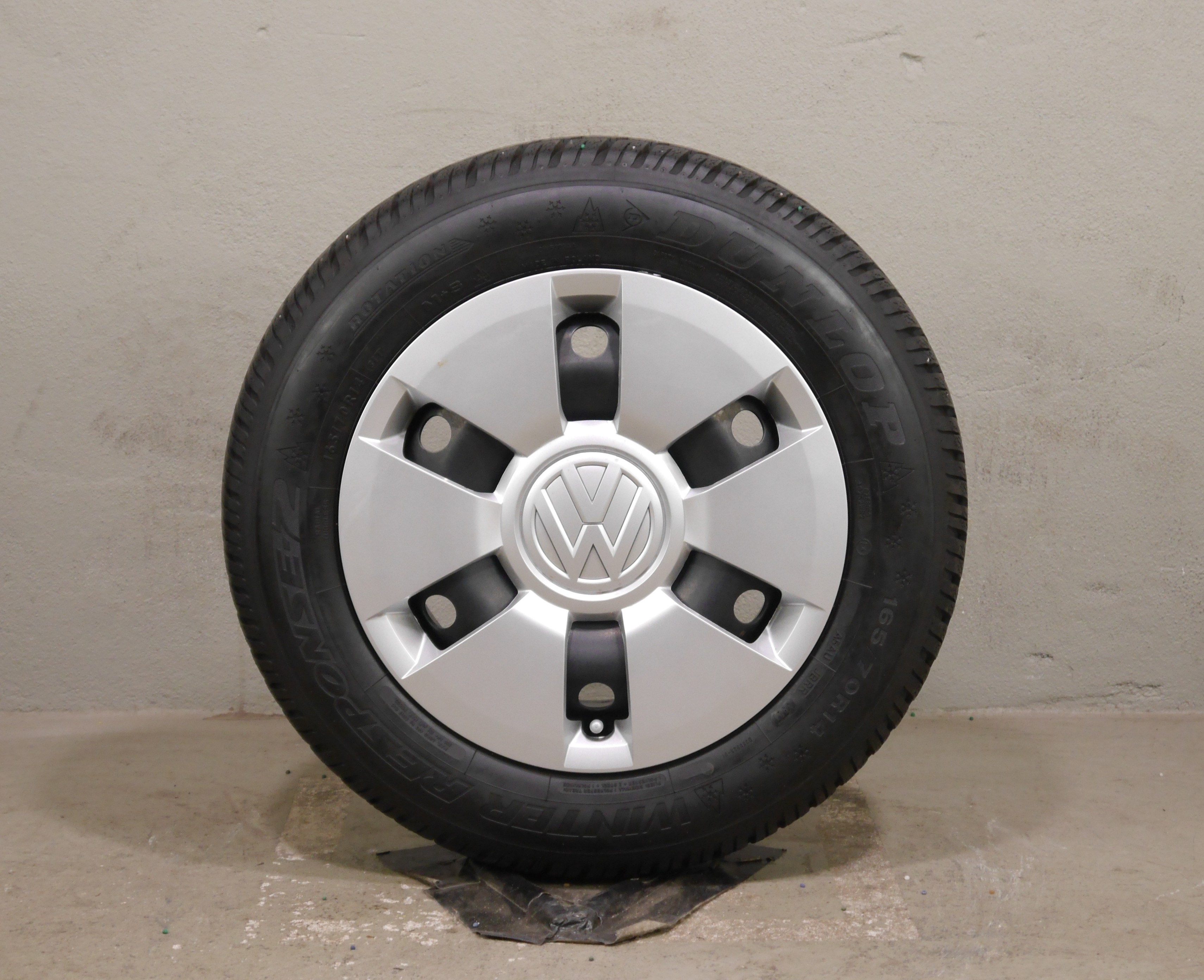 VW UP!  Stahlradsatz – Winter 165/70 R14 81T  – 1S0601027G/J