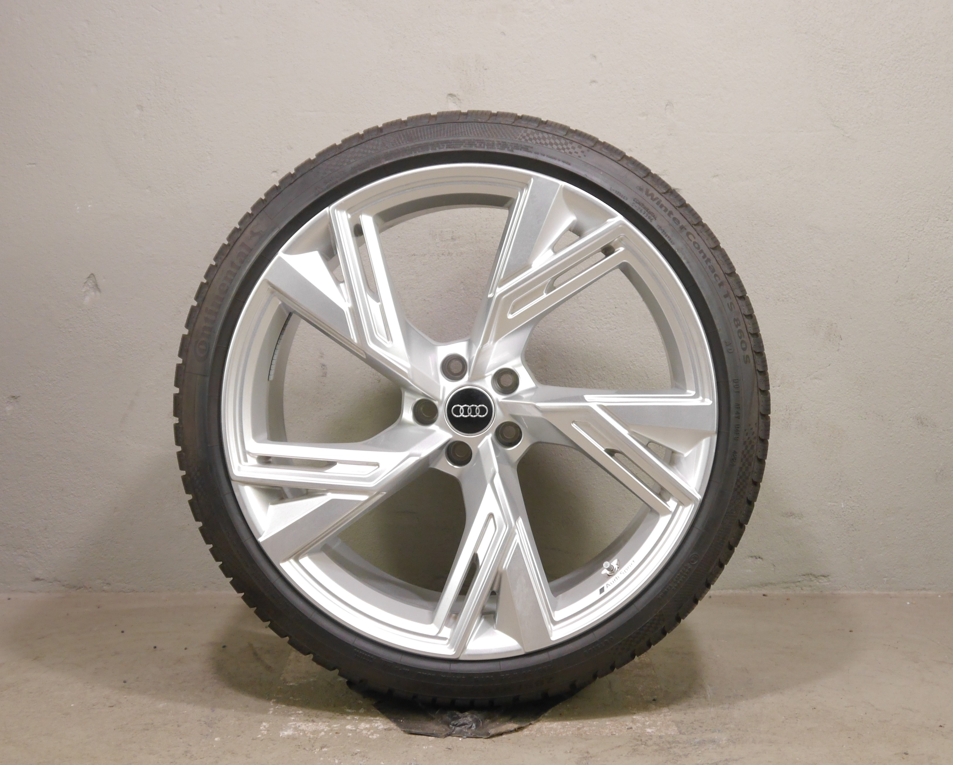 Audi RS6 (4A5) / RS7 (4KA) Aluradsatz – Winter 285/30 R22 101W (AO) – 4K0601025DK - RDKS