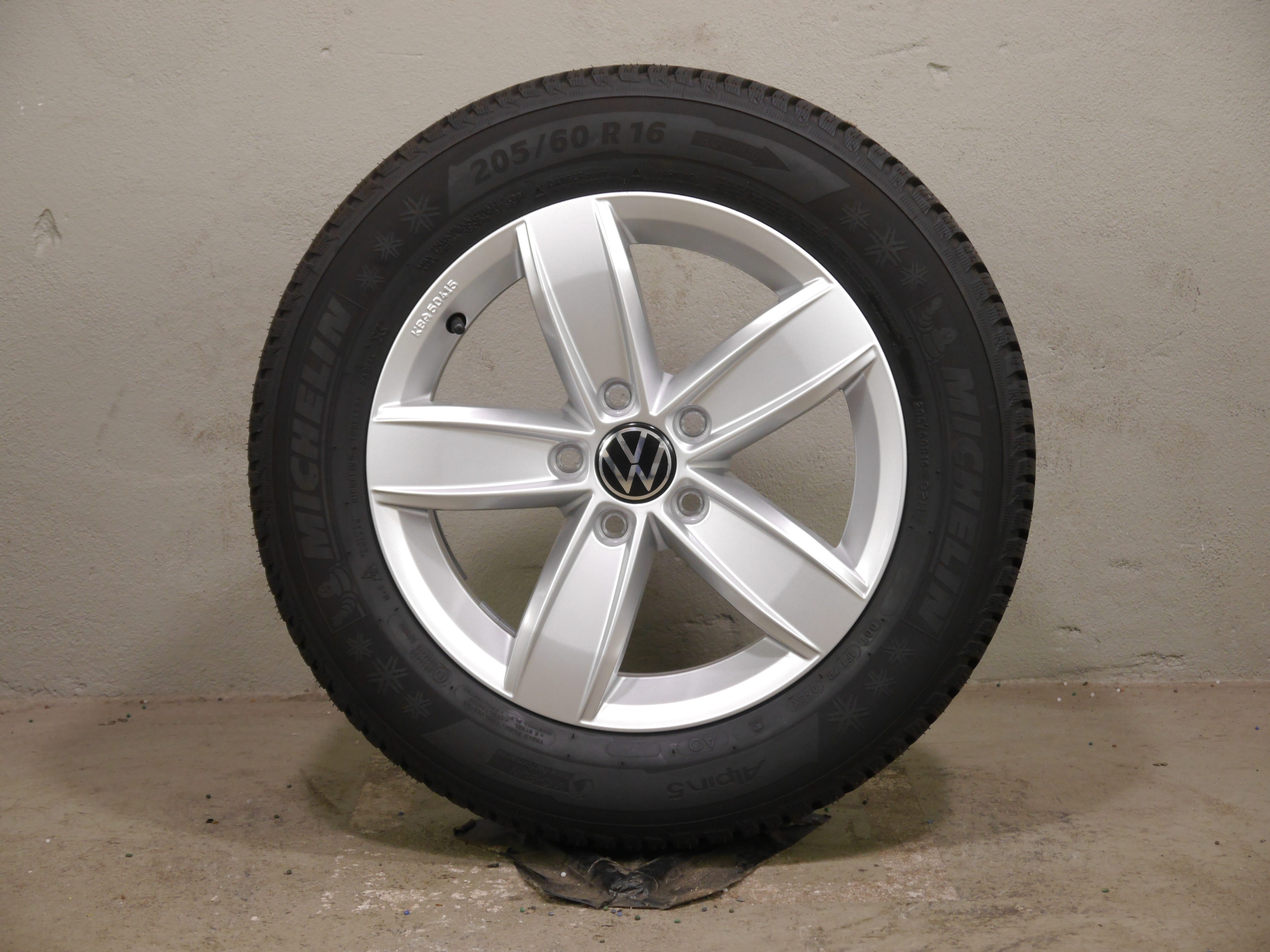 VW T-ROC Alurad – Winter 215/55 R17 94V – 2GA071496A