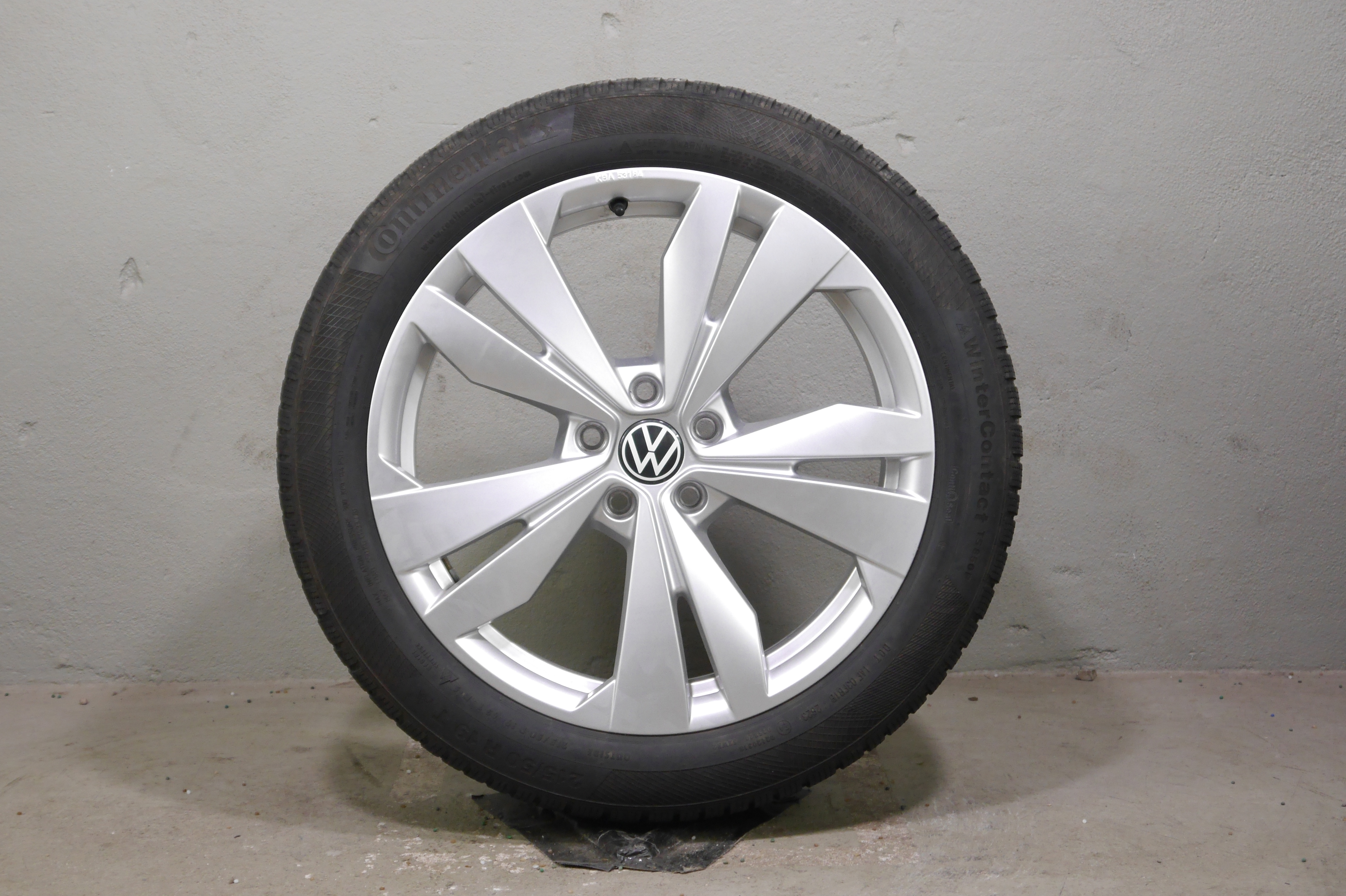 Volkswagen ID.3 Aluradsatz – Winter 215/50 R19 93T - 10A071499A - Seal