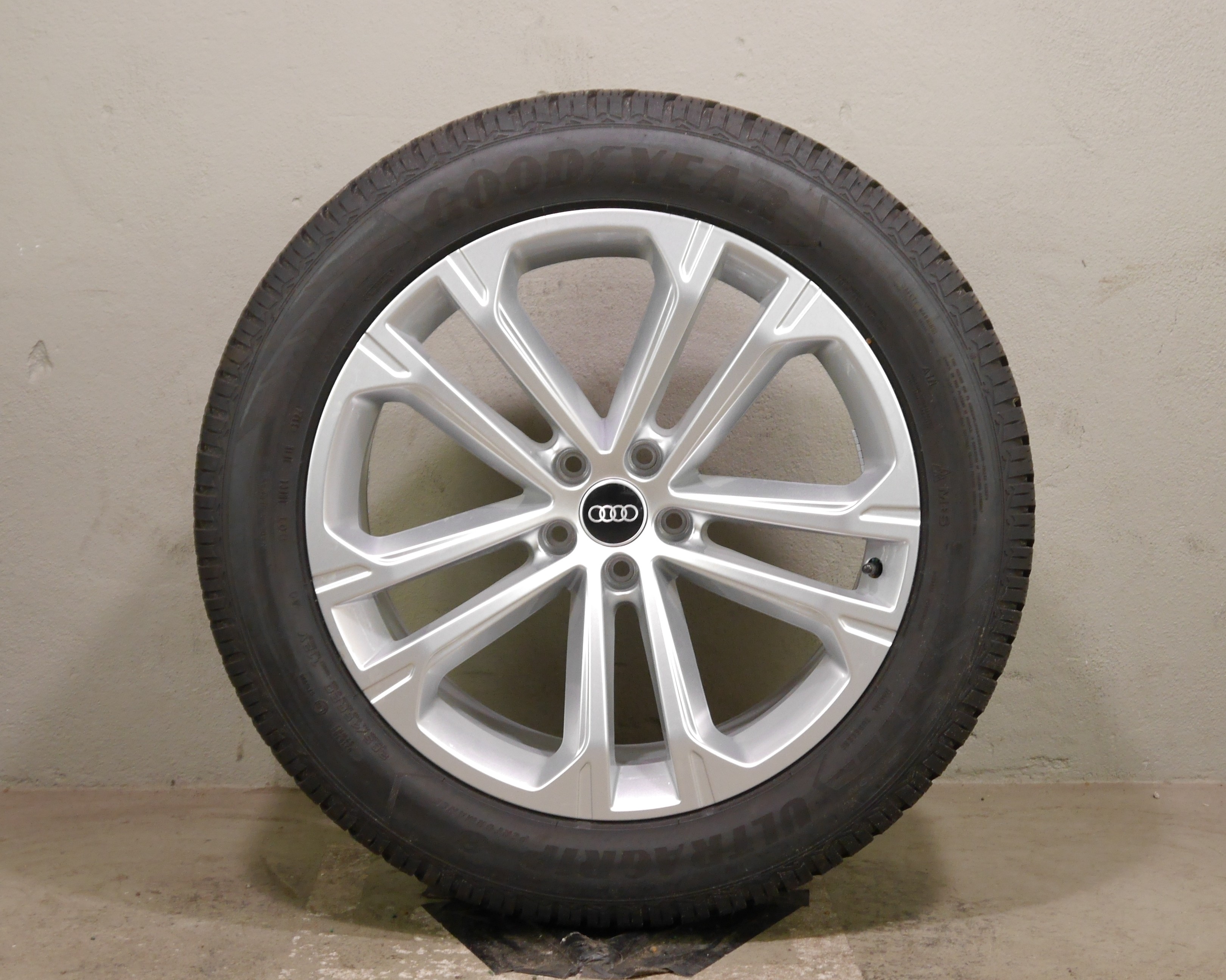 Audi Q7 (4M) Aluradsatz – Winter 285/45 R20 112V(AO) – 4M0601025DT