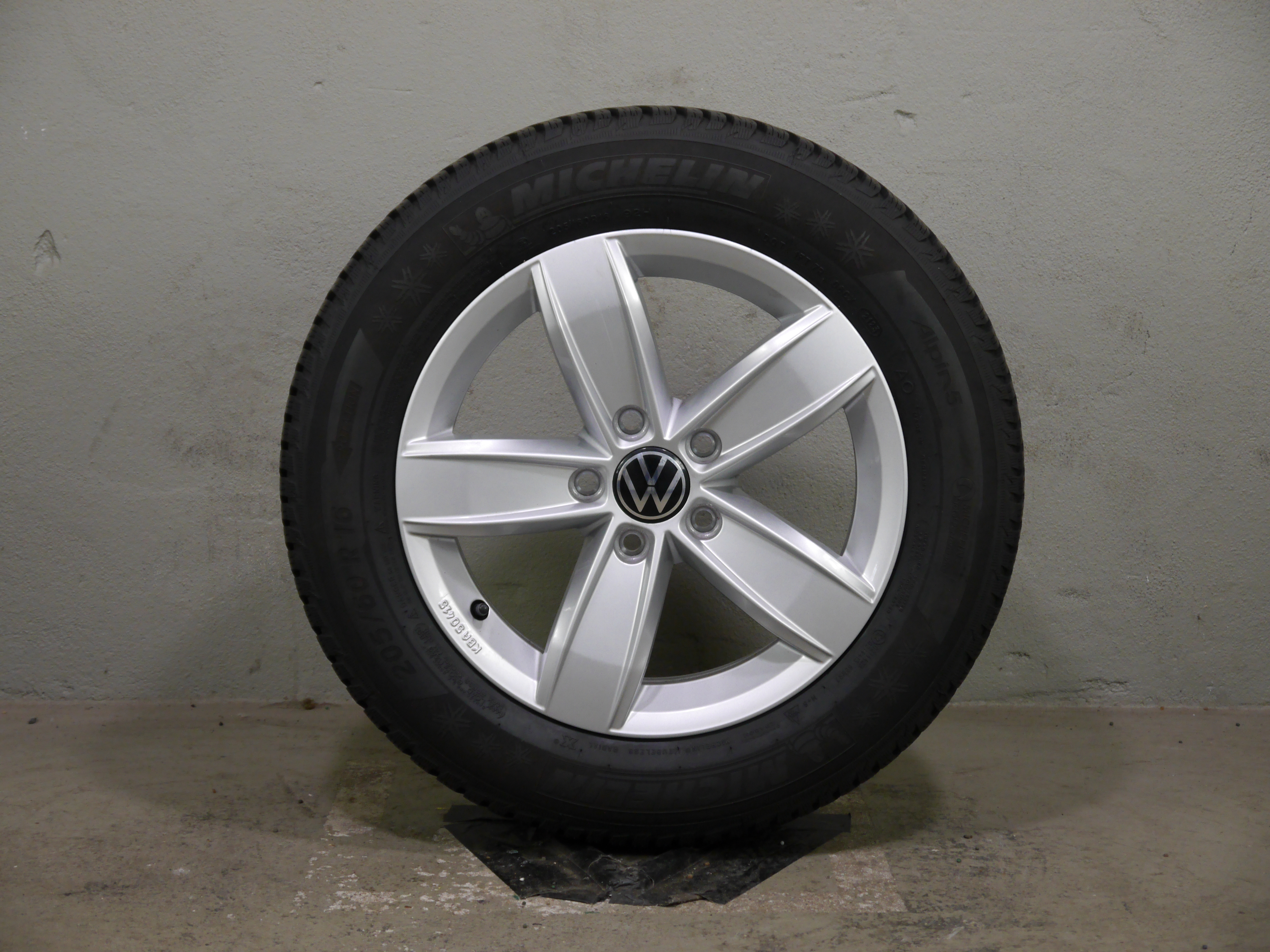 VW T-Roc (D1) Aluradsatz – Winter 205/60 R16 92H – 2GA601025Q