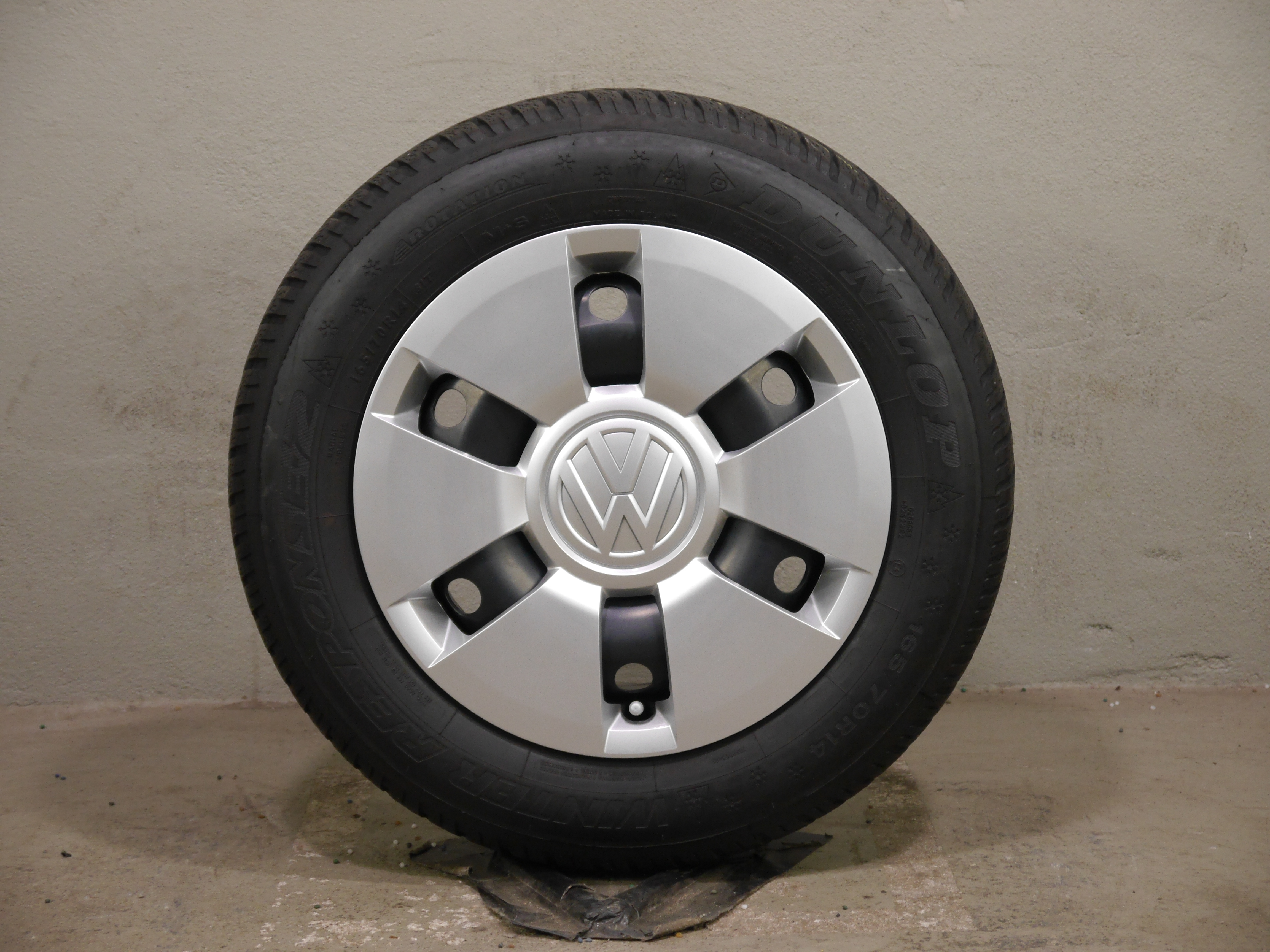 VW UP!  Stahlradsatz – Winter 165/70 R14 81T  – 1S0601027G/J