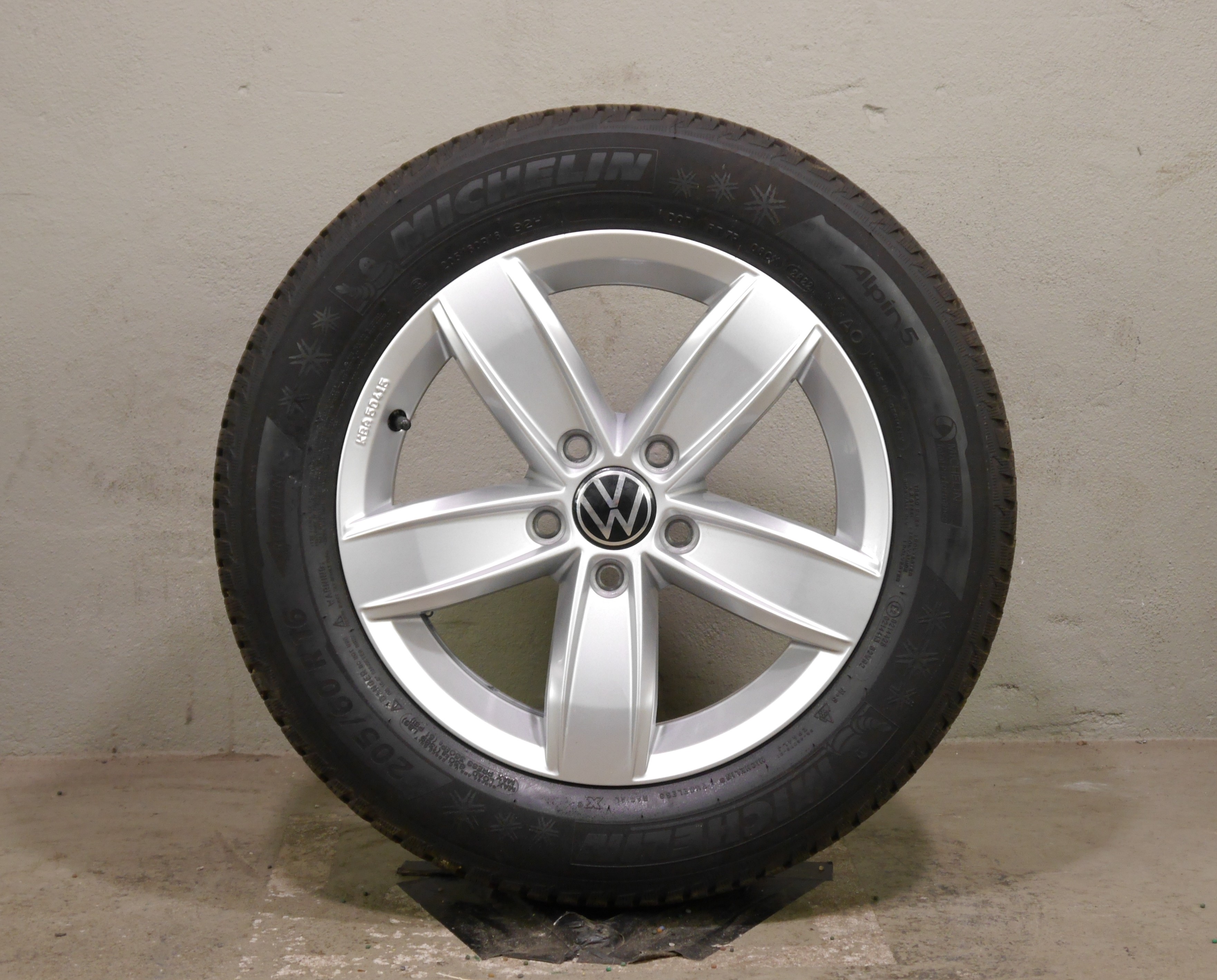 VW T-Roc (D1) Aluradsatz – Winter 205/60 R16 92H – 2GA601025Q