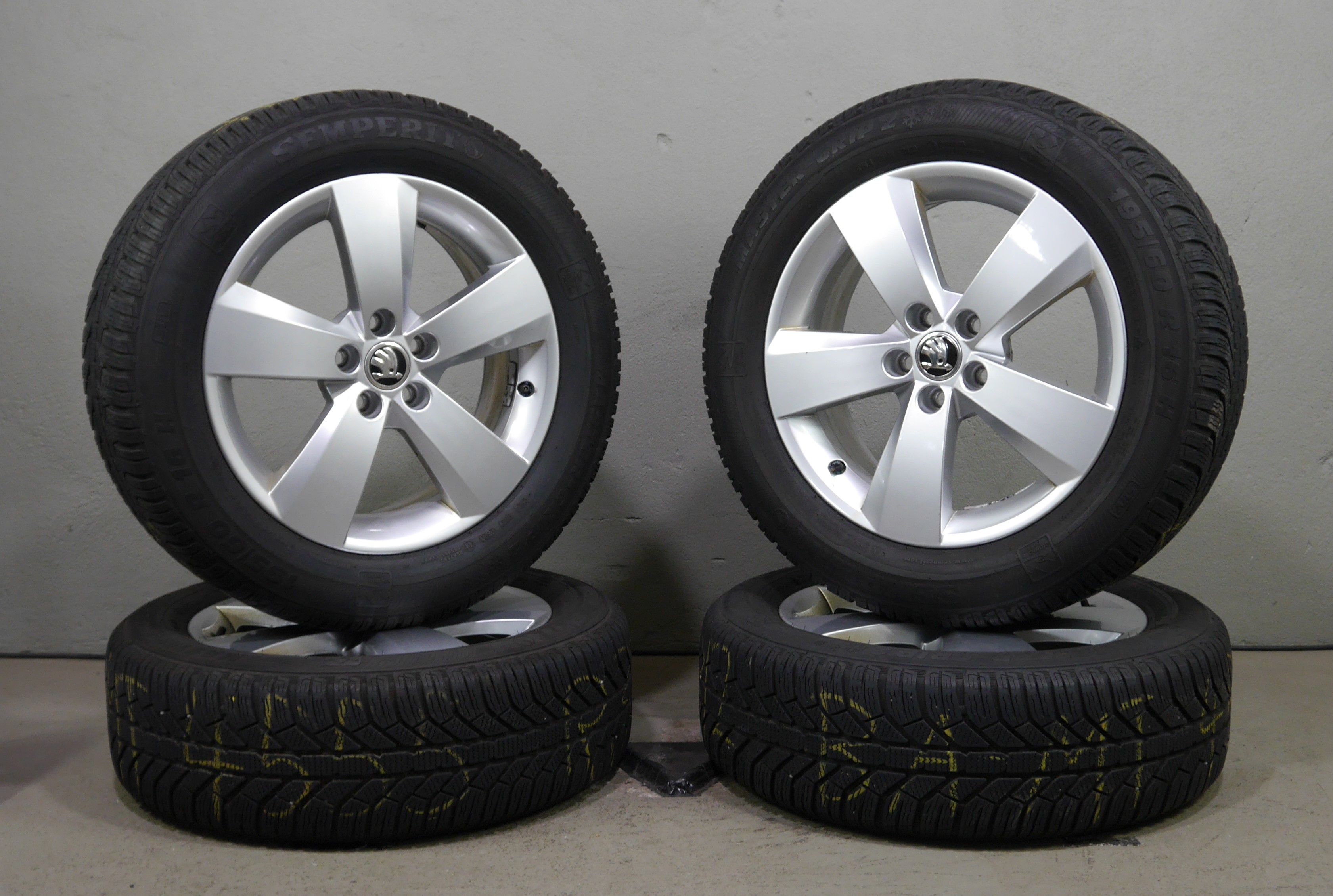ŠKODA Scala Aluradsatz – Winter 195/60 R16 89H – 657601025J