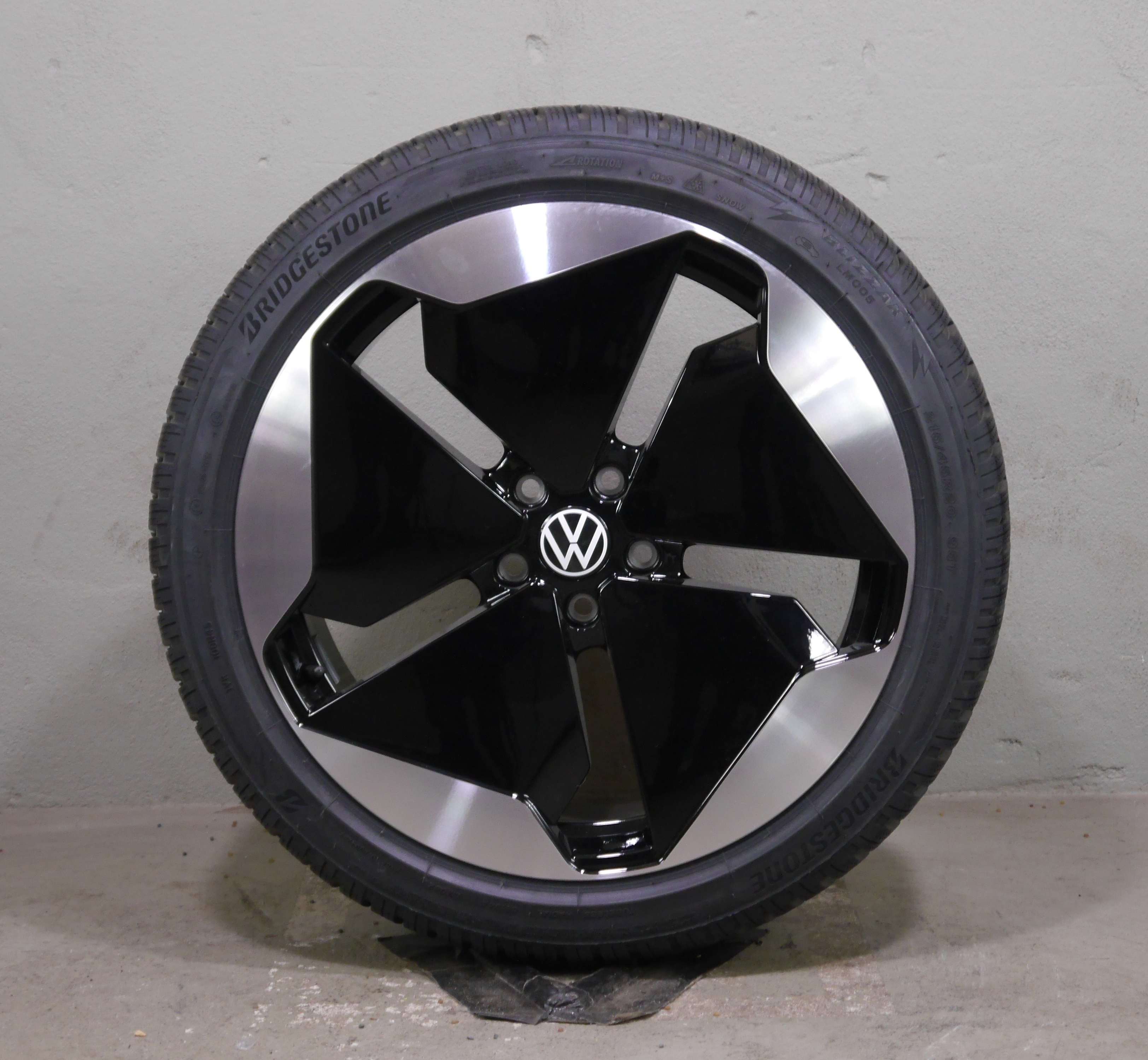 Volkswagen ID.3 Aluradsatz – Winter 215/45 R20 95T - 10A601025AA