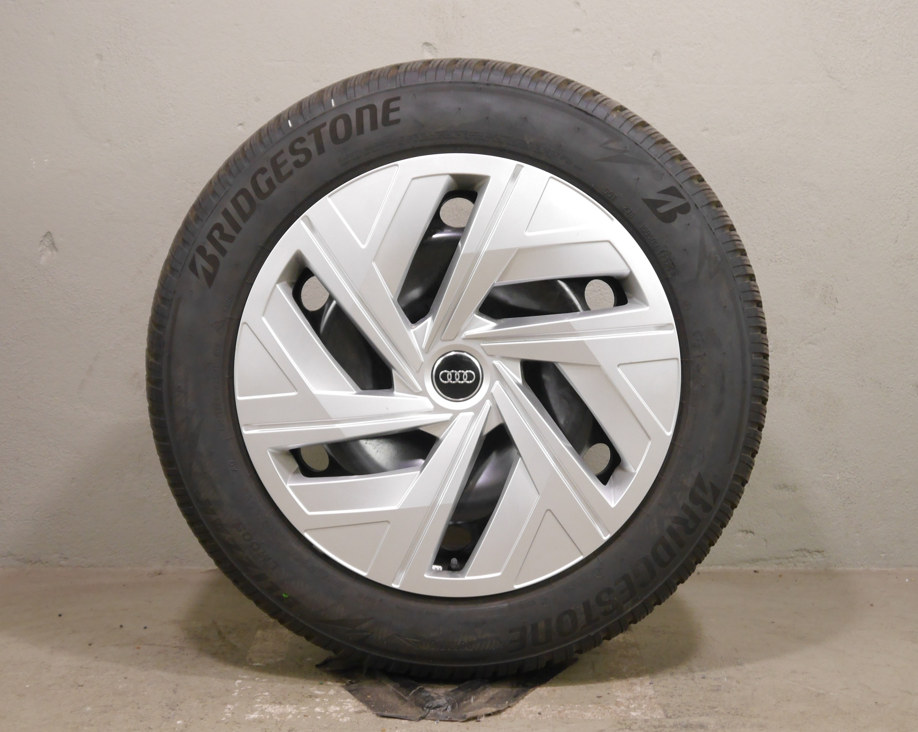 Audi Q4 e-tron (F4) Stahlradsatz – Winter 235/55 R19 101T - 255/50 R19 103T 1EA601027B