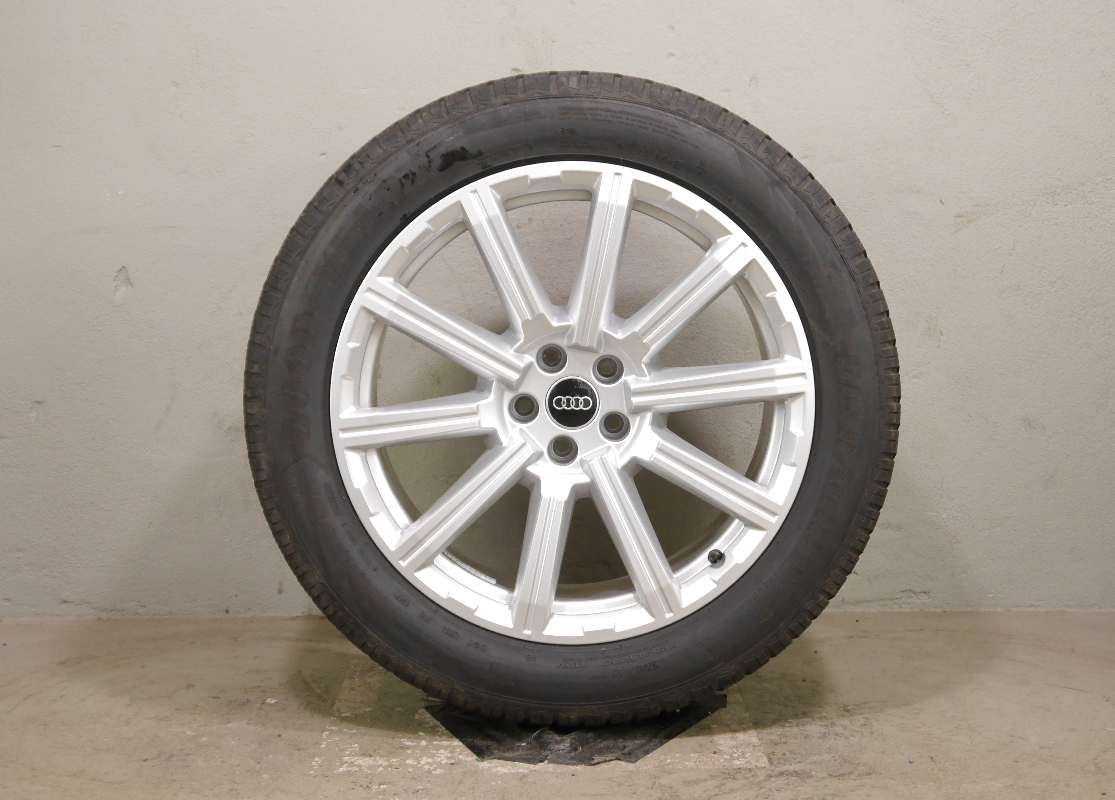 Audi Q7 Aluradsatz (4M) – Winter 285/45 R20 112V(AO) – 4M0601025AE