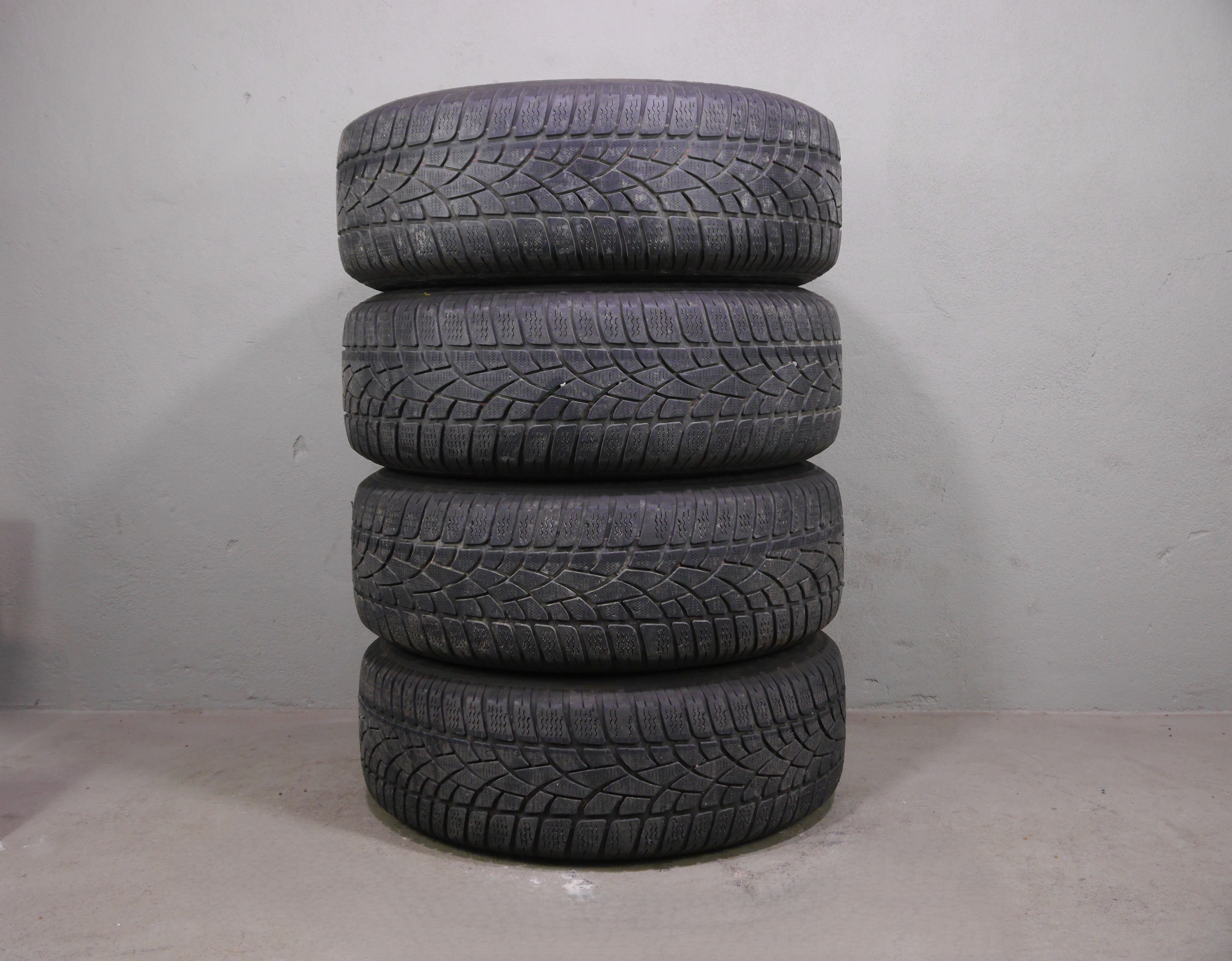 Audi Q5 FY Sportback Aluradsatz – Winter 235/60 R18 107H (AO) – KBA 48476