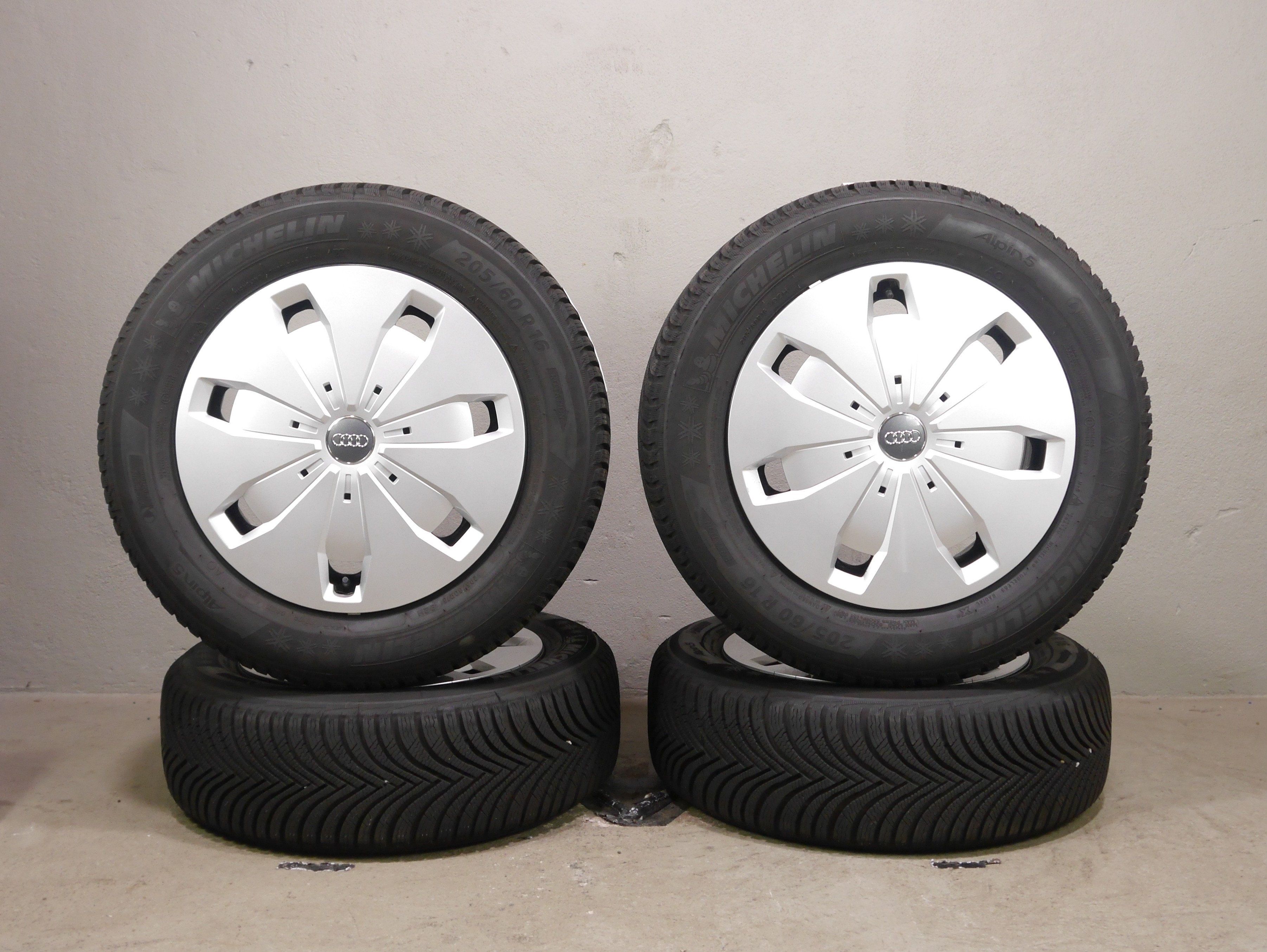 Audi Q2 Stahlradsatz – Winter 205/60 R16 92H (AO) – 5Q0601027CJ/CK