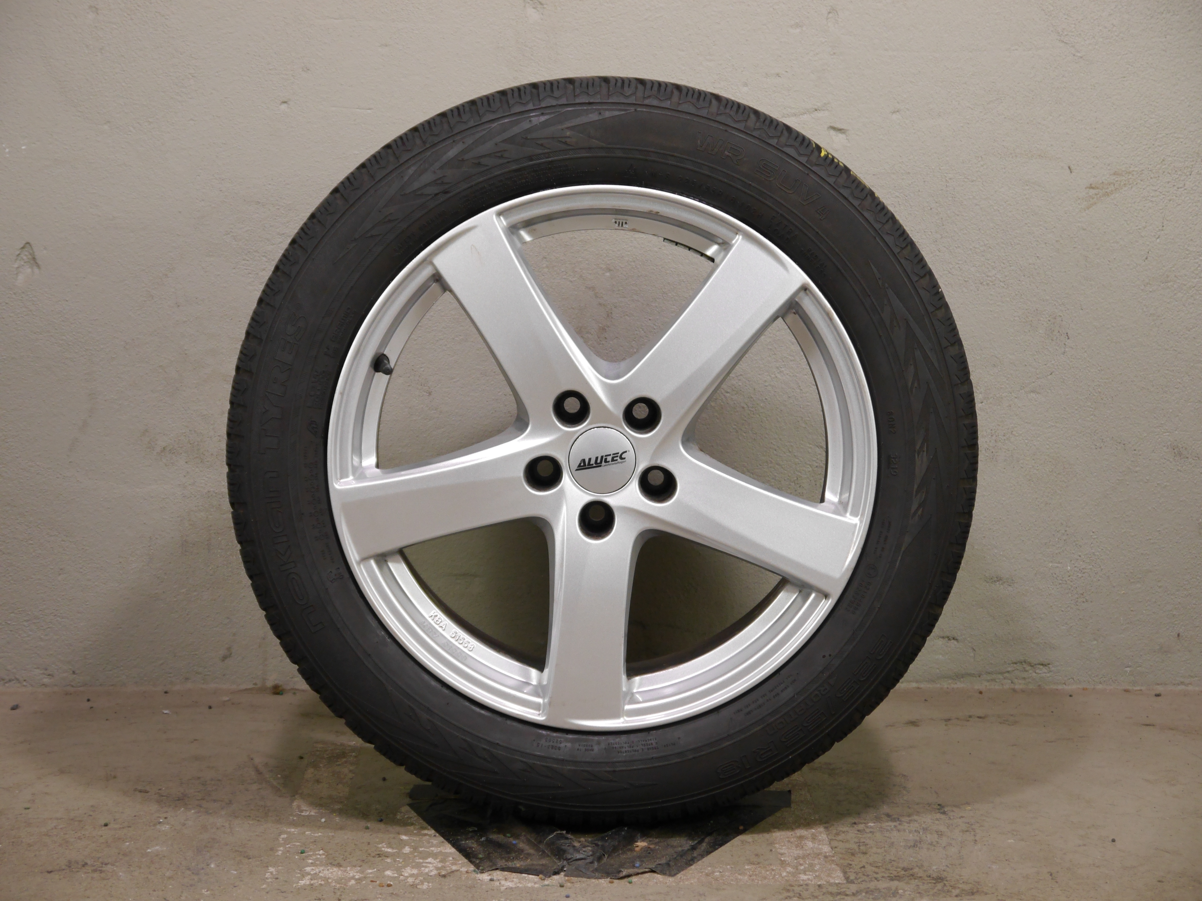 VW Tiguan (5N) Aluradsatz – Winter 225/55 R18 102H – KBA51558