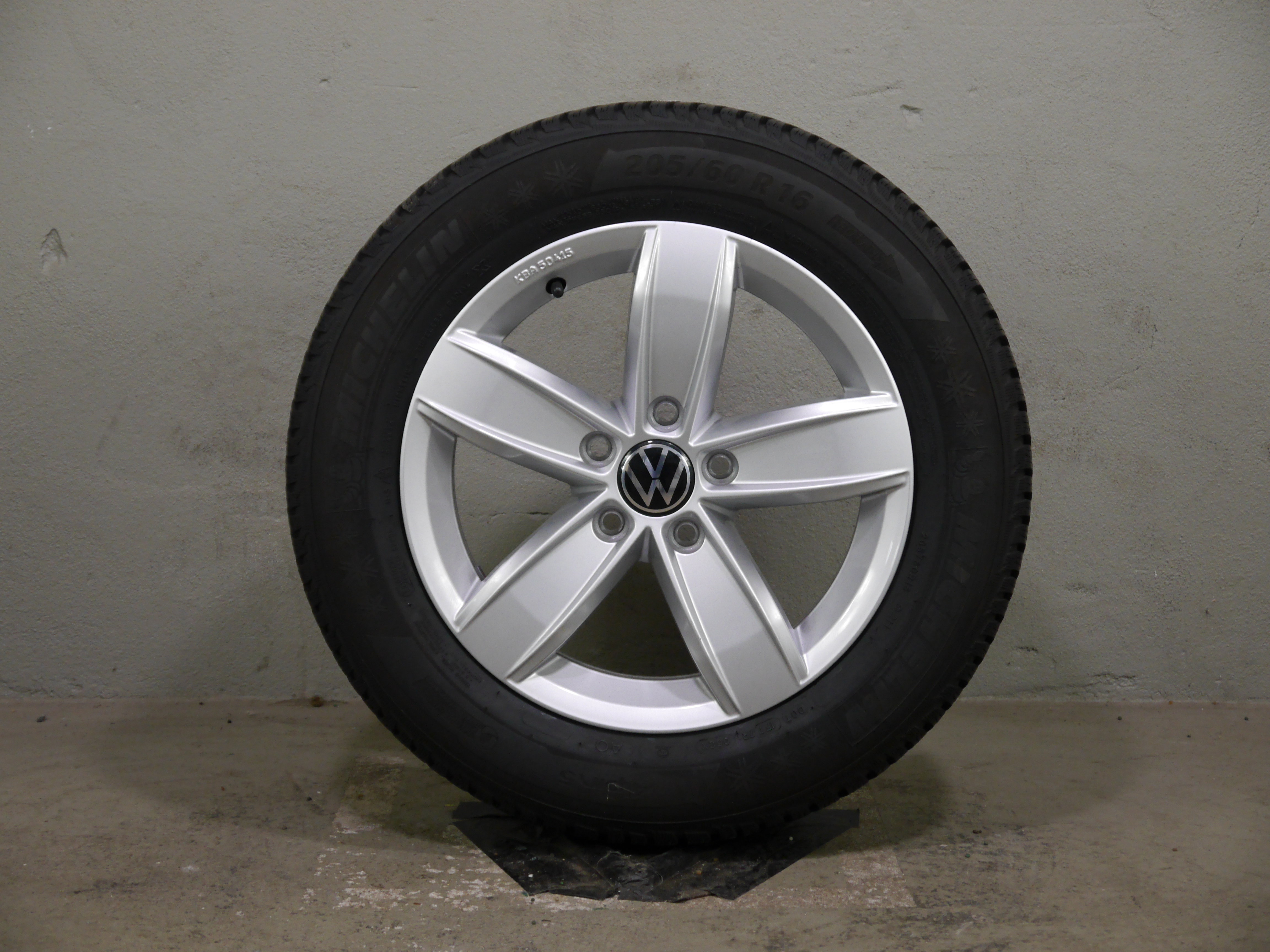 VW T-Roc (D1) Aluradsatz – Winter 205/60 R16 92H – 2GA601025Q