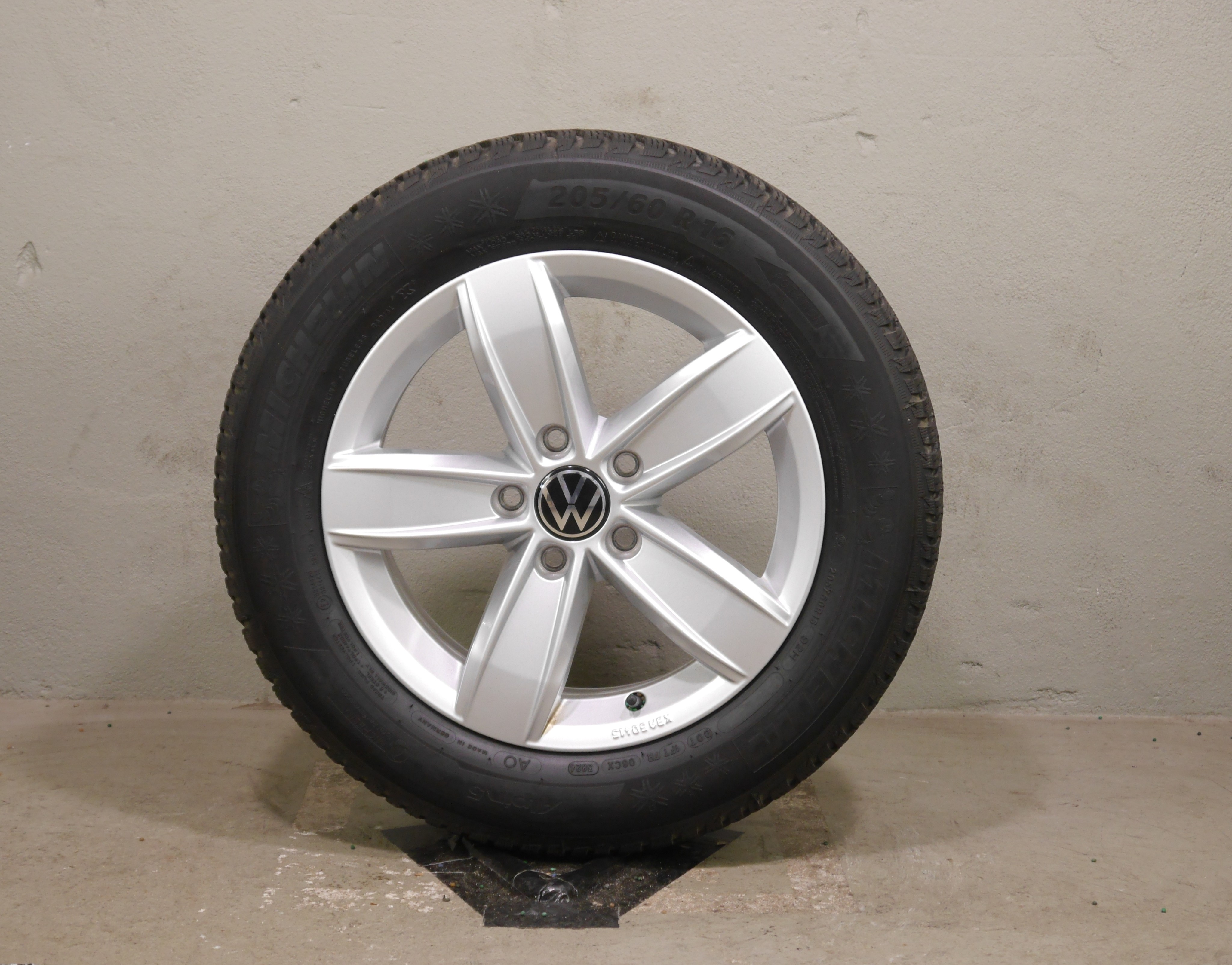 VW T-Roc Aluradsatz – Winter 205/60 R16 92H – 2GA601025Q