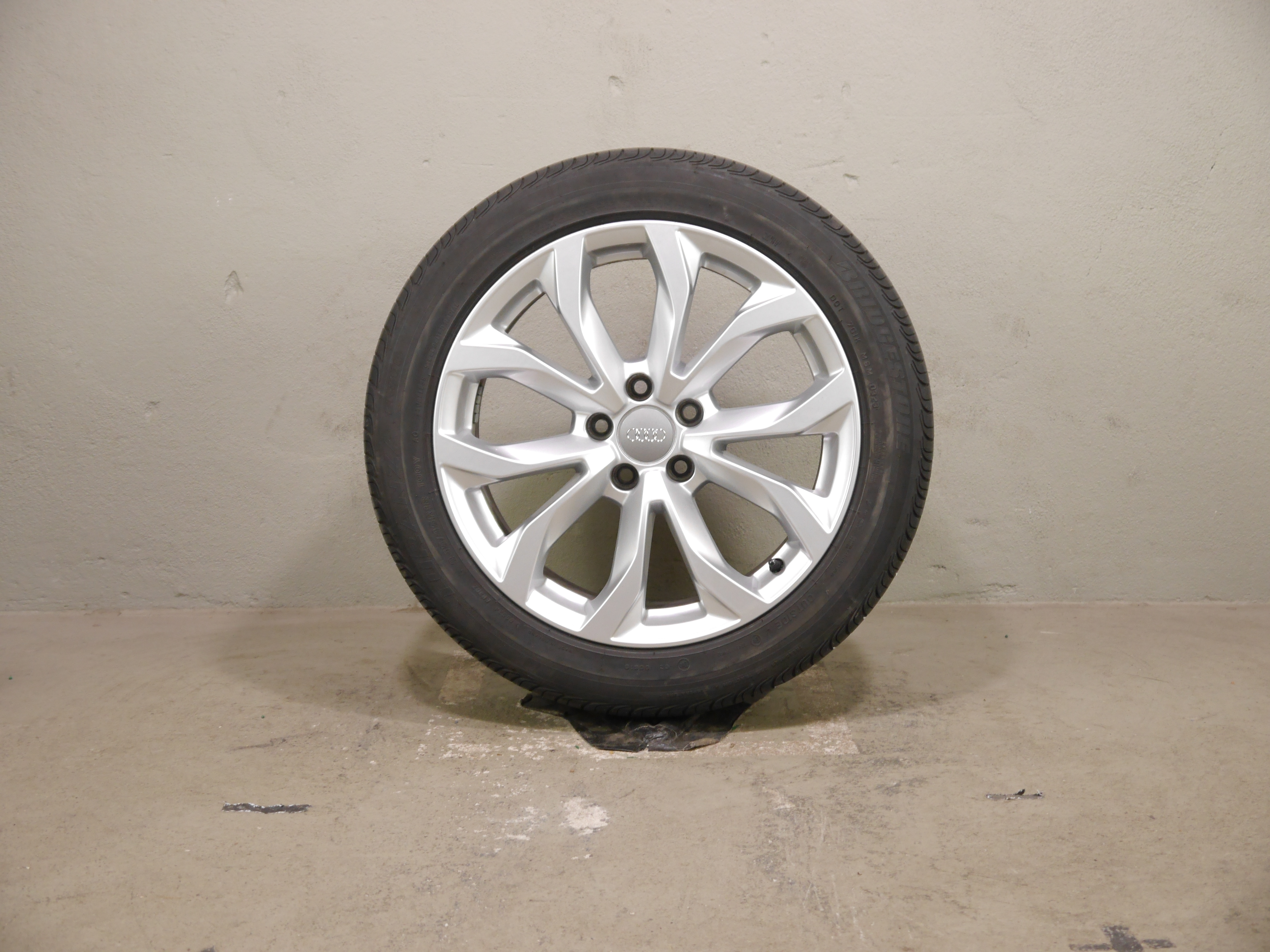 Audi A6 (C7) Aluradsatz – Sommer 245/45 R18 100Y– 4G0601025BD