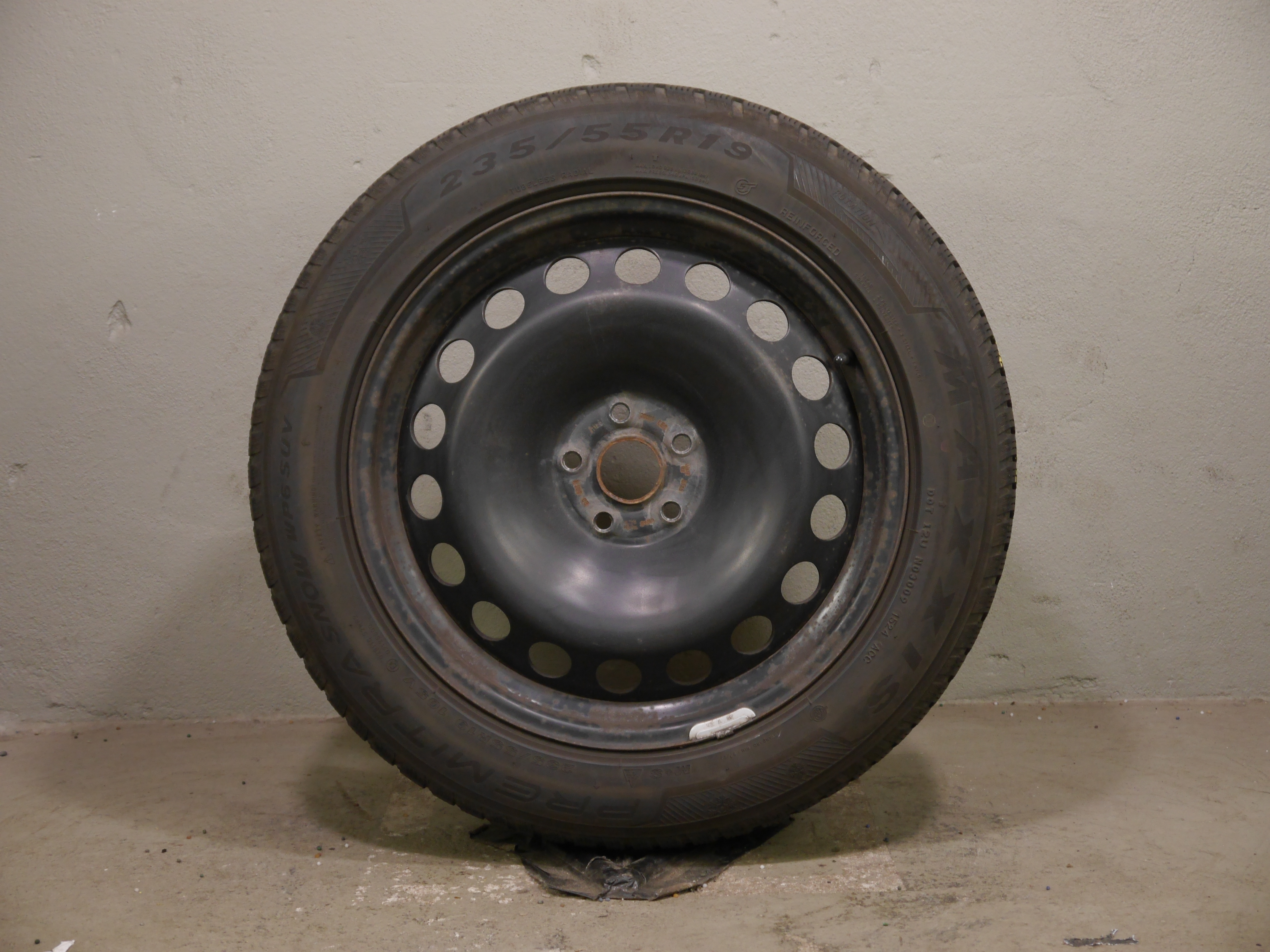 VW ID.4 /ID.5 /Enyaq /Elroq /Q4 e-tron Stahlradsatz – Winter 255/50 R19 107V - 1EA601027B