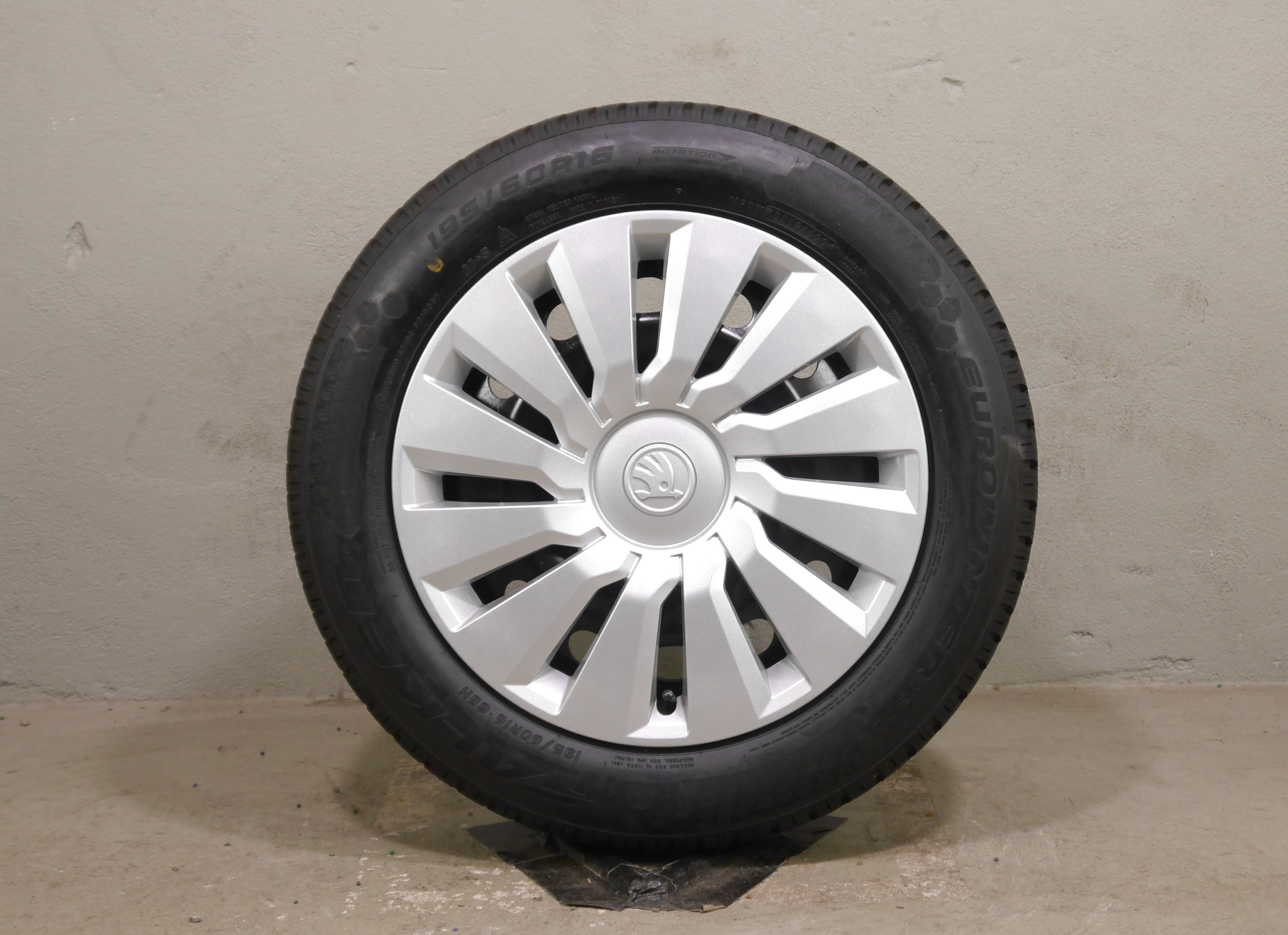 Skoda Scala Stahlradsatz – Winter 195/60 R16 89H (AO) – 2Q0601027H/AE