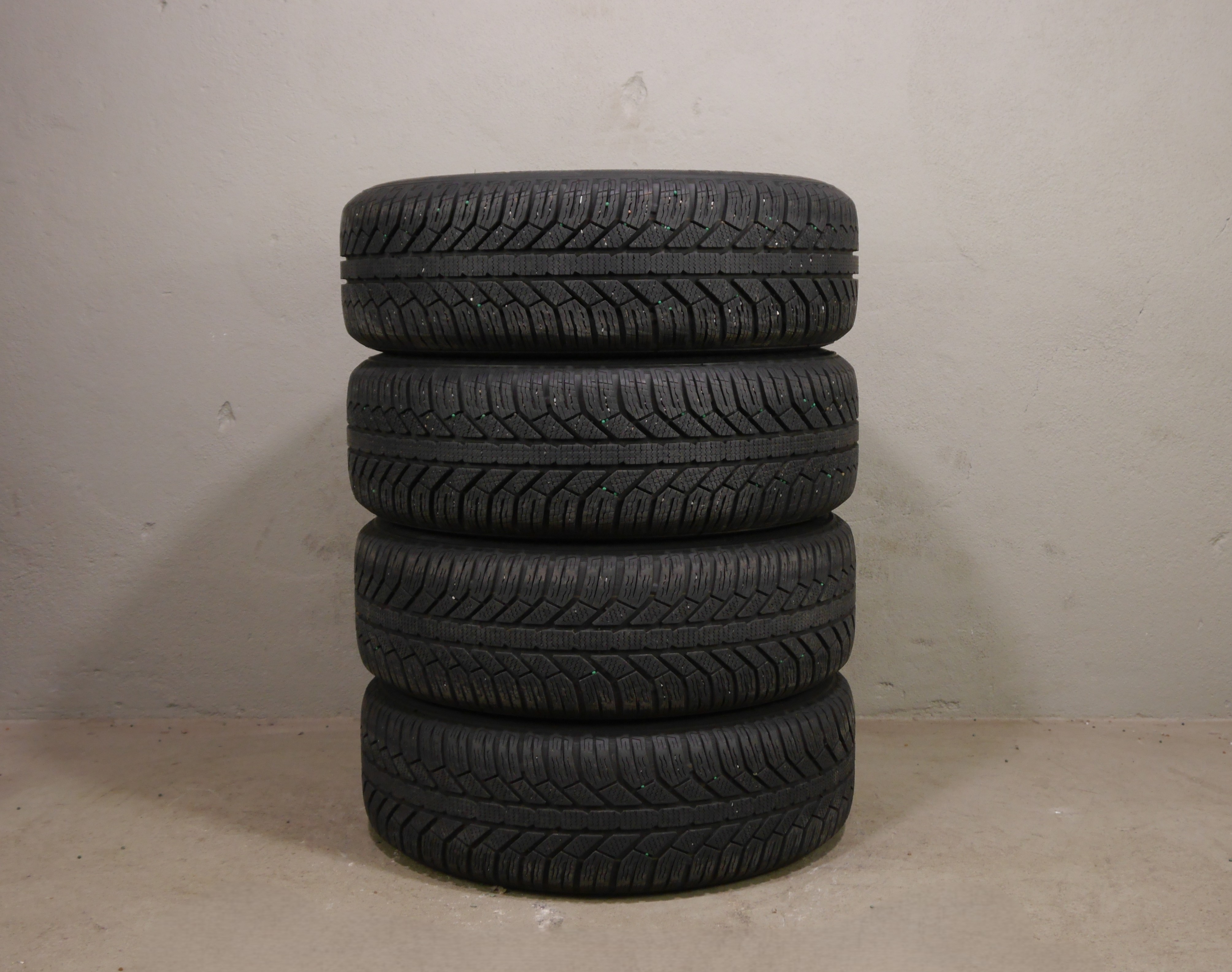Skoda Scala Stahlradsatz – Winter 195/60 R16 89H (AO) – 2Q0601027H/AE