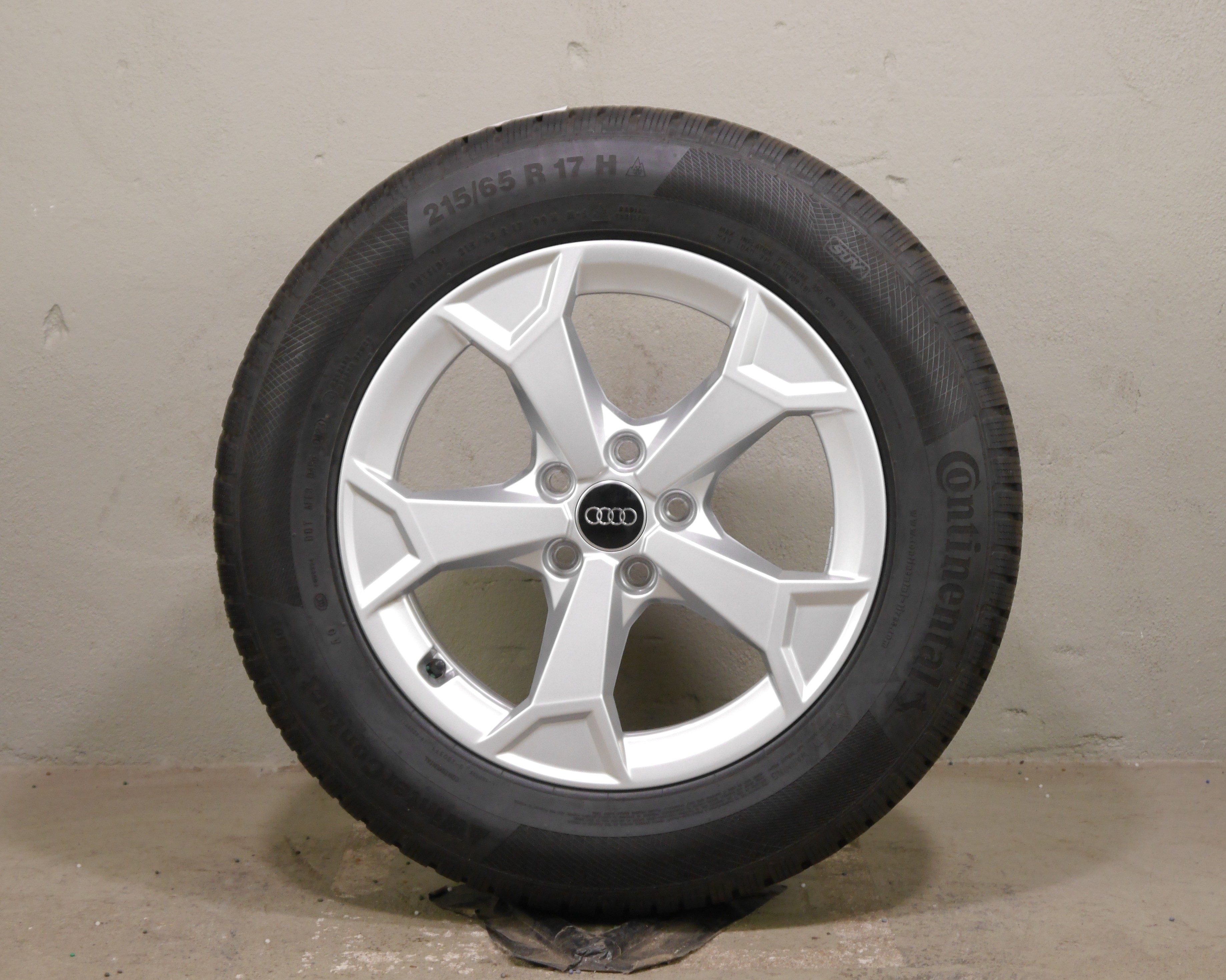 Audi Q3 Aluradsatz – Winter 215/65 R17 99H (AO) – 83A601025AL