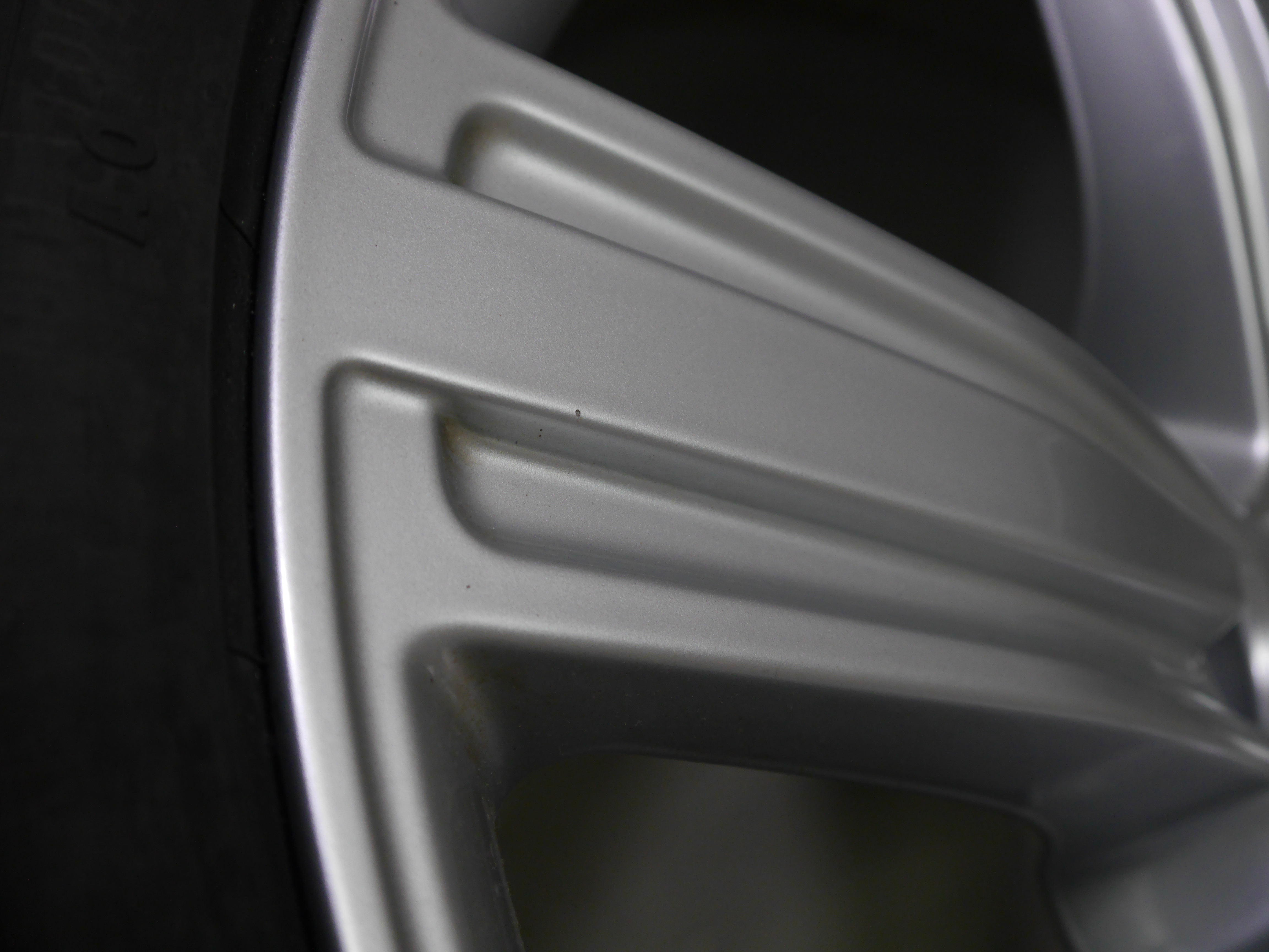 Audi A8 (4N) Aluradsatz – Winter 235/50 R19 99V– 4N0601025J