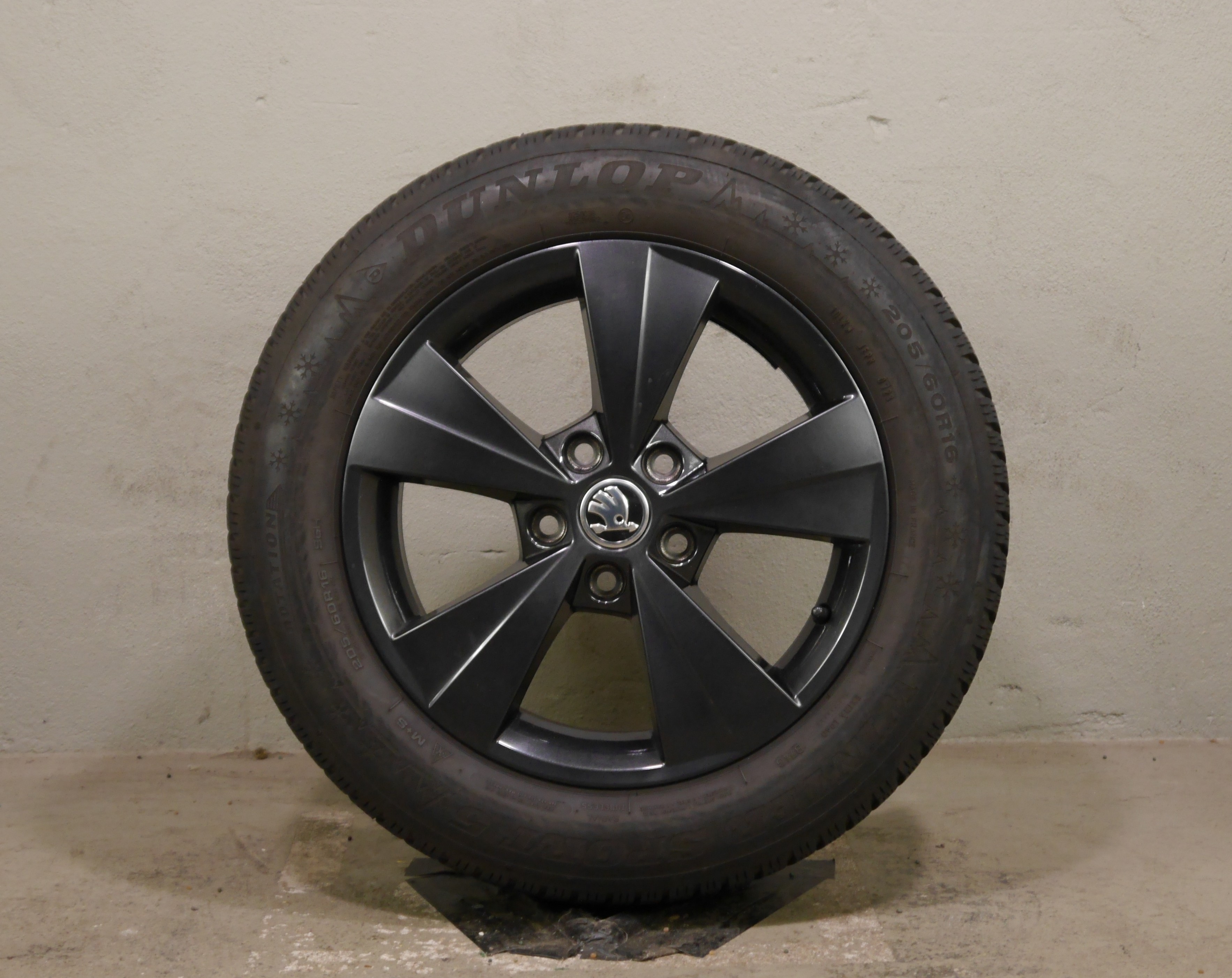 ŠKODA Octavia (5E) Aluradsatz – Winter 205/60R16 96H – 5E3601025AA