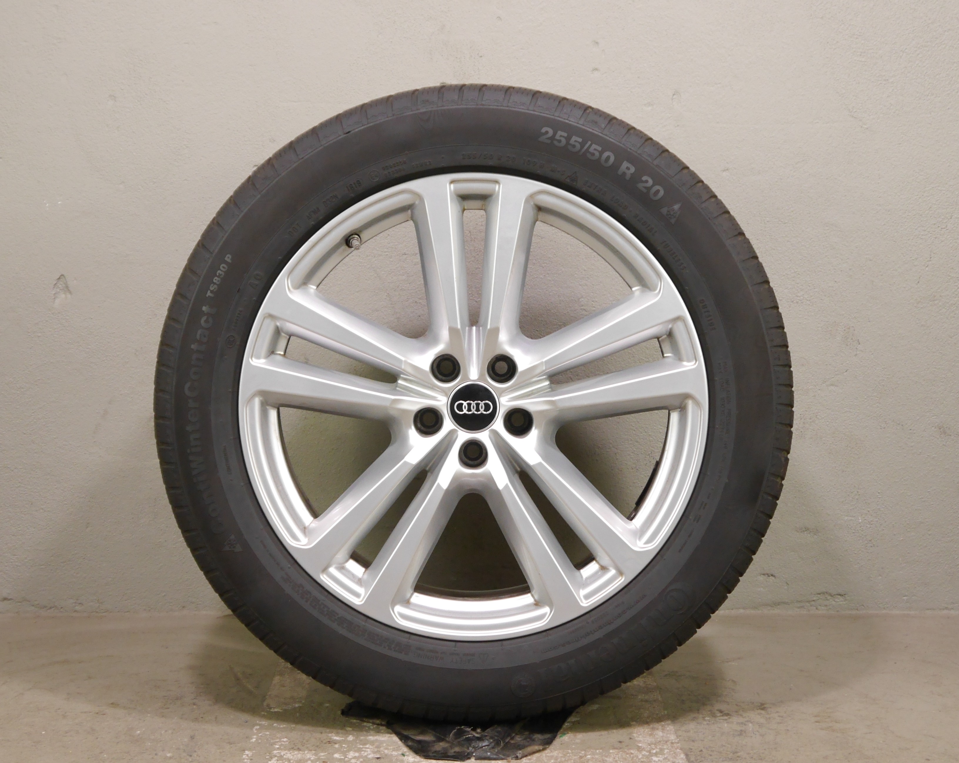 Audi Q7 Aluradsatz – Winter 255/50 R20 109H (AO) – 4M0601025G RDKS