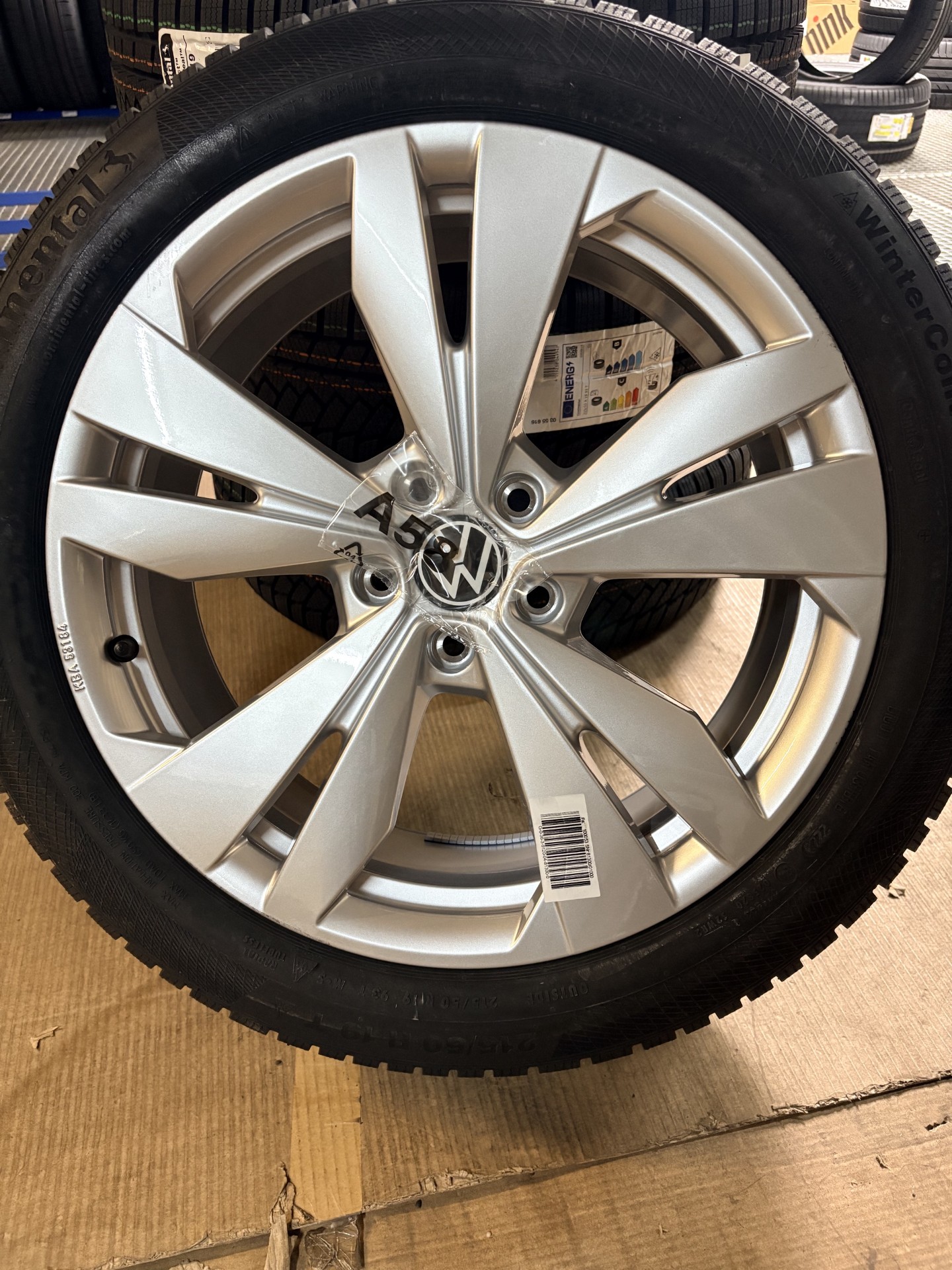 Volkswagen ID.3 (PA) Aluradsatz – Winter 215/50 R19 93T - 10A071499A - Seal