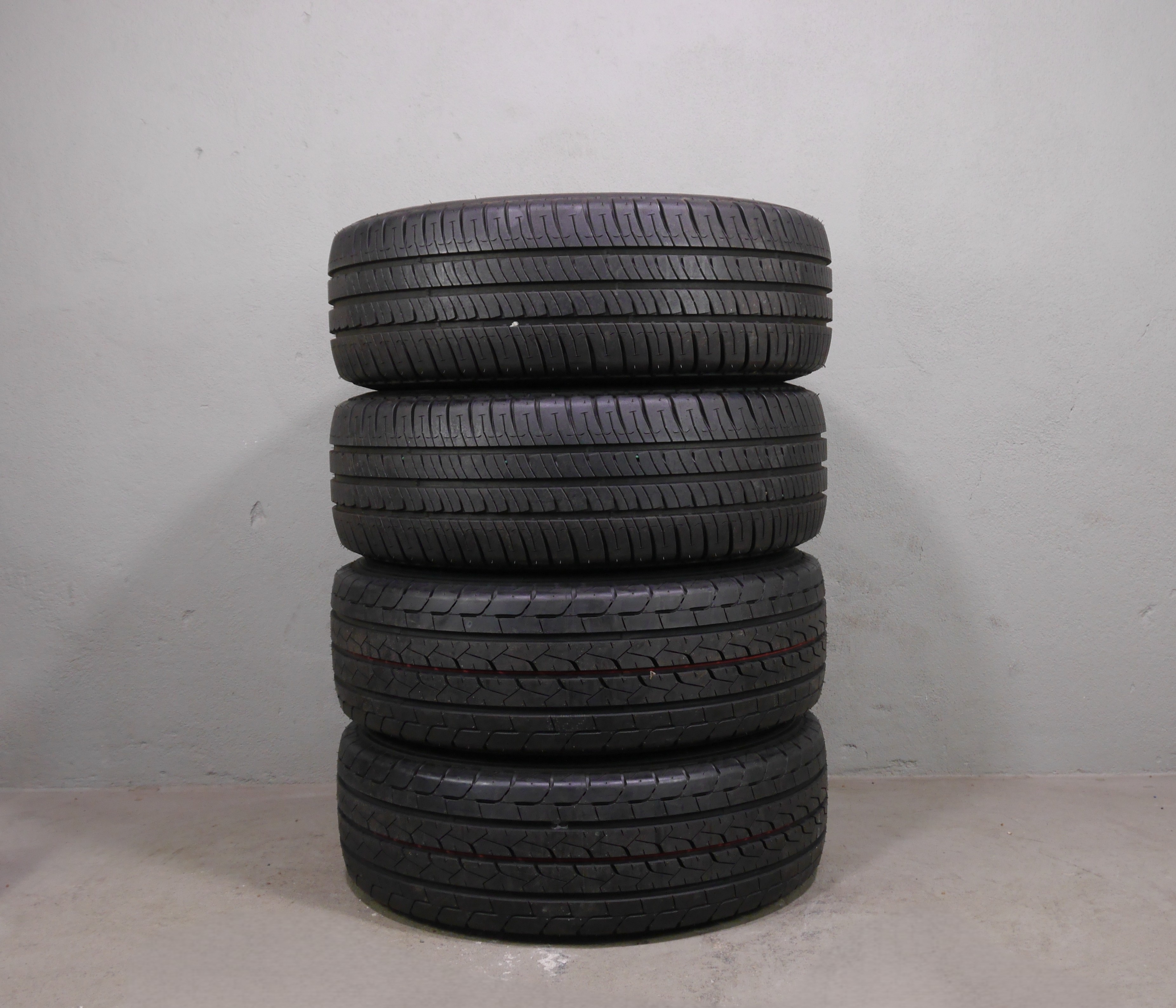 VW Crafter Stahlradsatz – Sommer 235/65 R16 115/113R - 2N0601027L