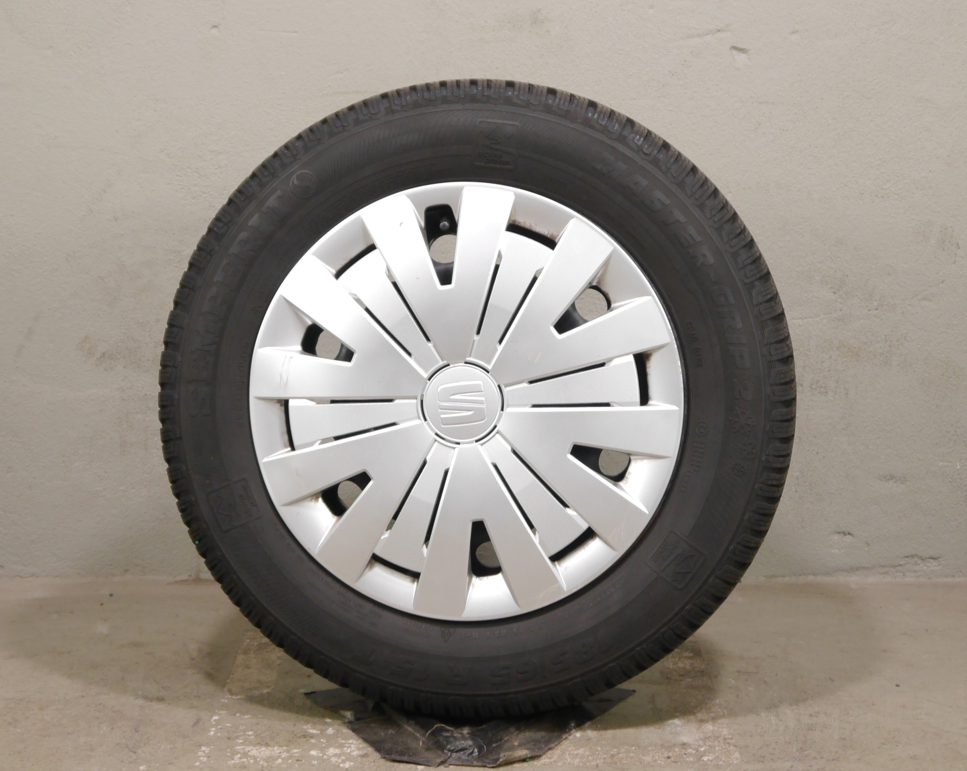 Seat Ibiza Stahlradsatz – Winter 185/65 R15 88T (AO) – 2Q0601027A/AC