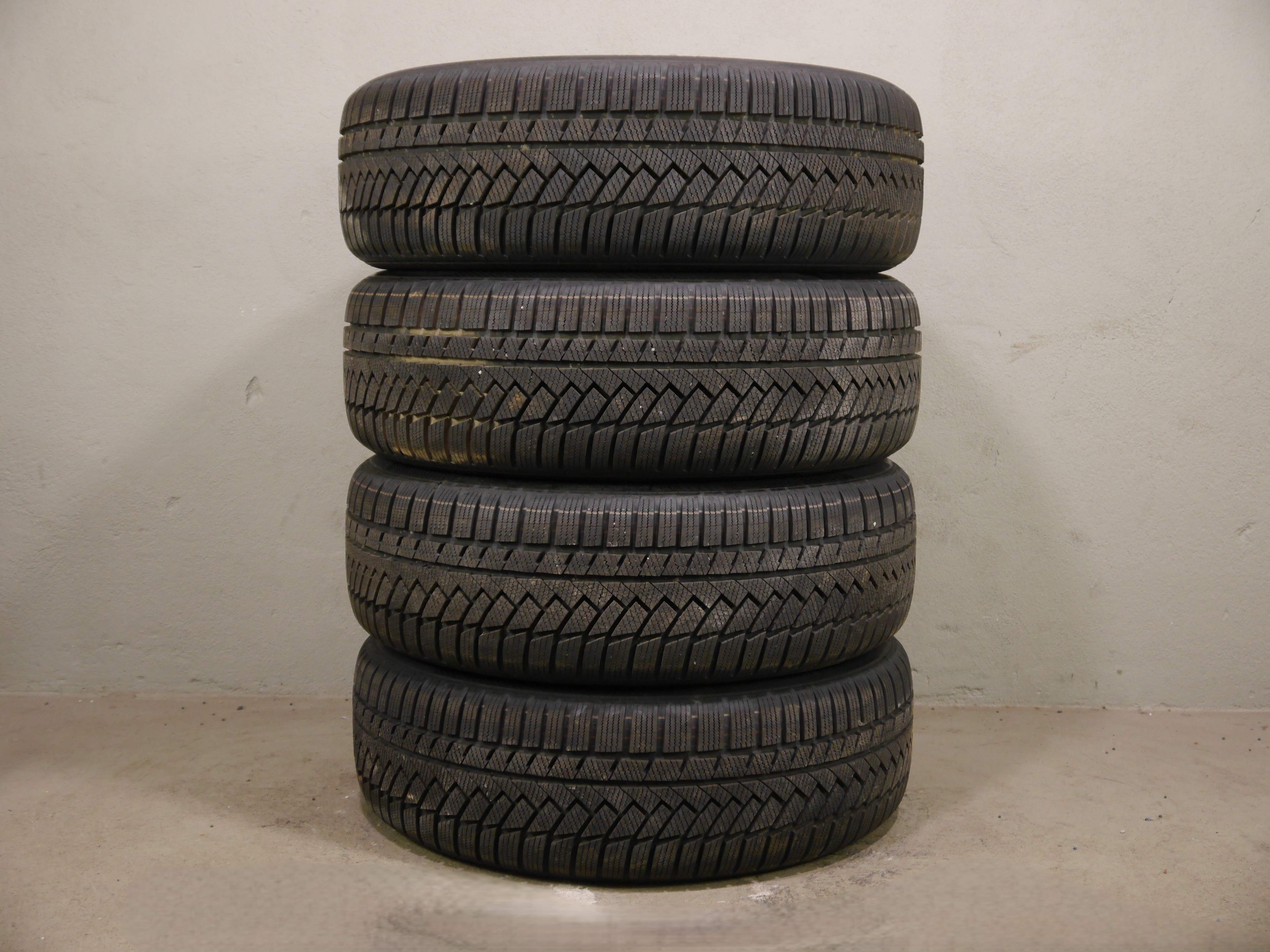 Audi Q3 (F3) Aluradsatz – Winter 235/50 R19 99V (AO) – 83A601025N