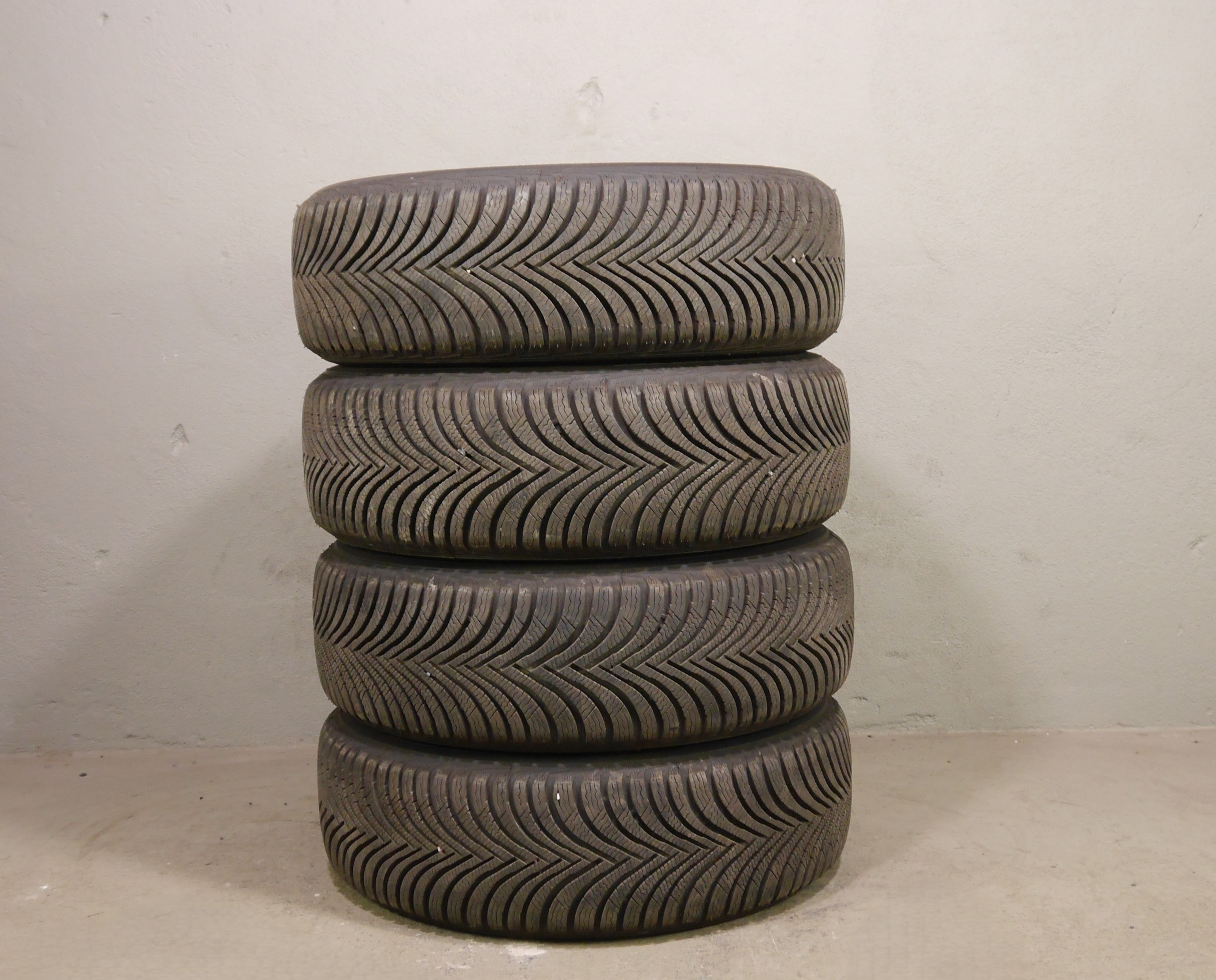 Audi Q2 Stahlradsatz – Winter 205/60 R16 92H (AO) – 5Q0601027CJ