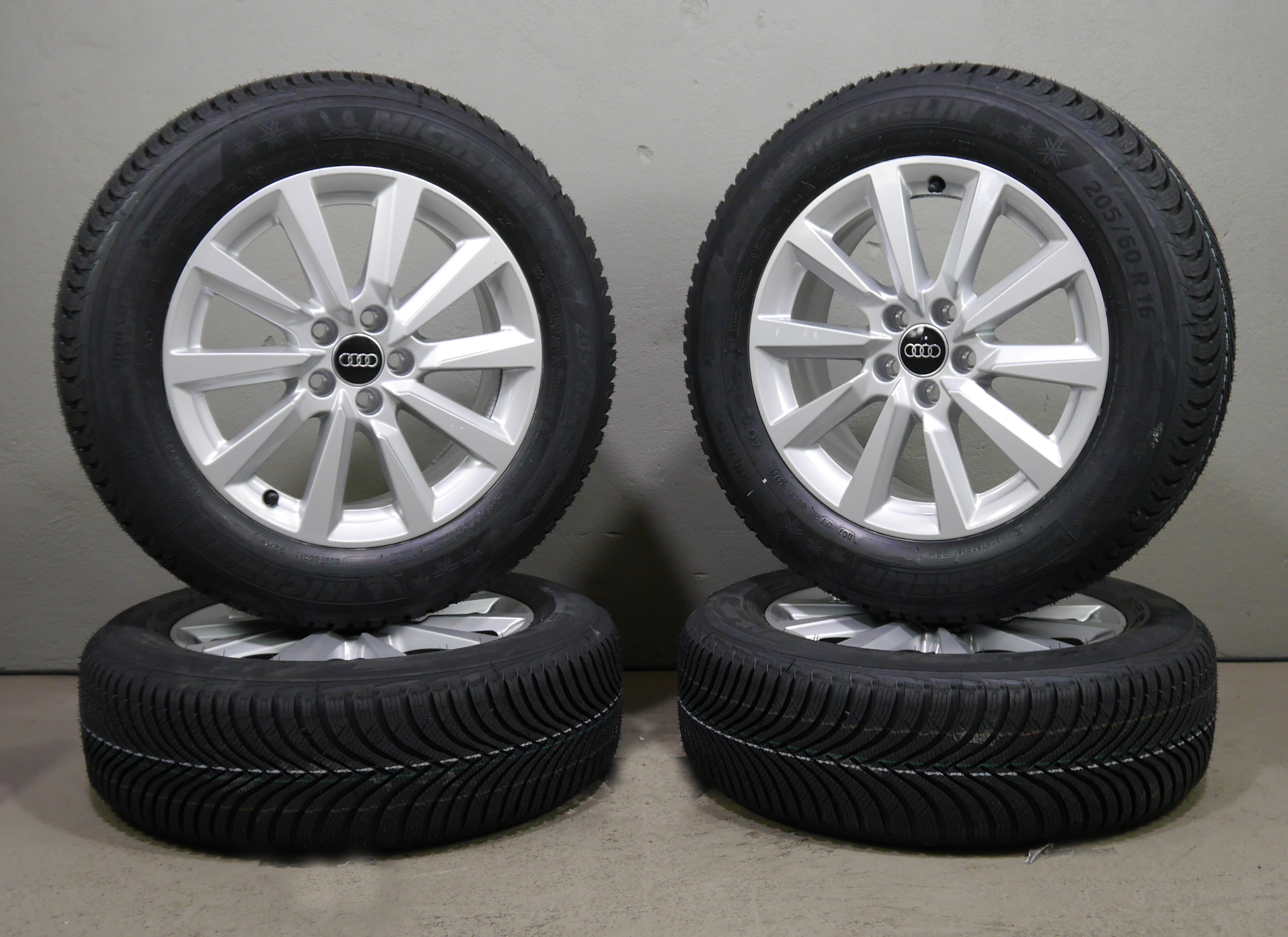 Audi A1 (GB) Aluradsatz – Winter 205/60 R16 92H(AO) – 82A601025C 