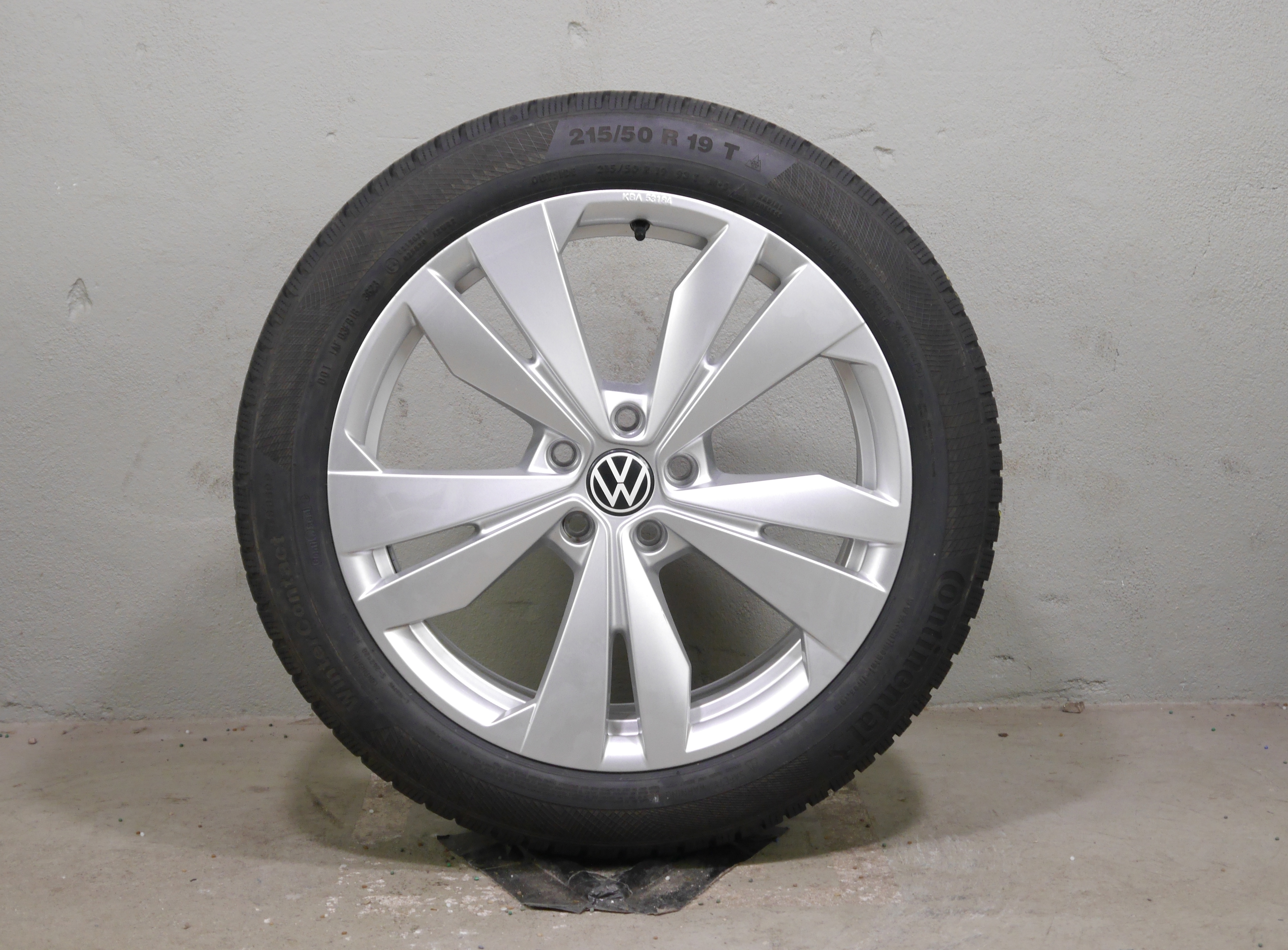 Volkswagen ID.3 Aluradsatz – Winter 215/50 R19 93T - 10A071499A - Seal