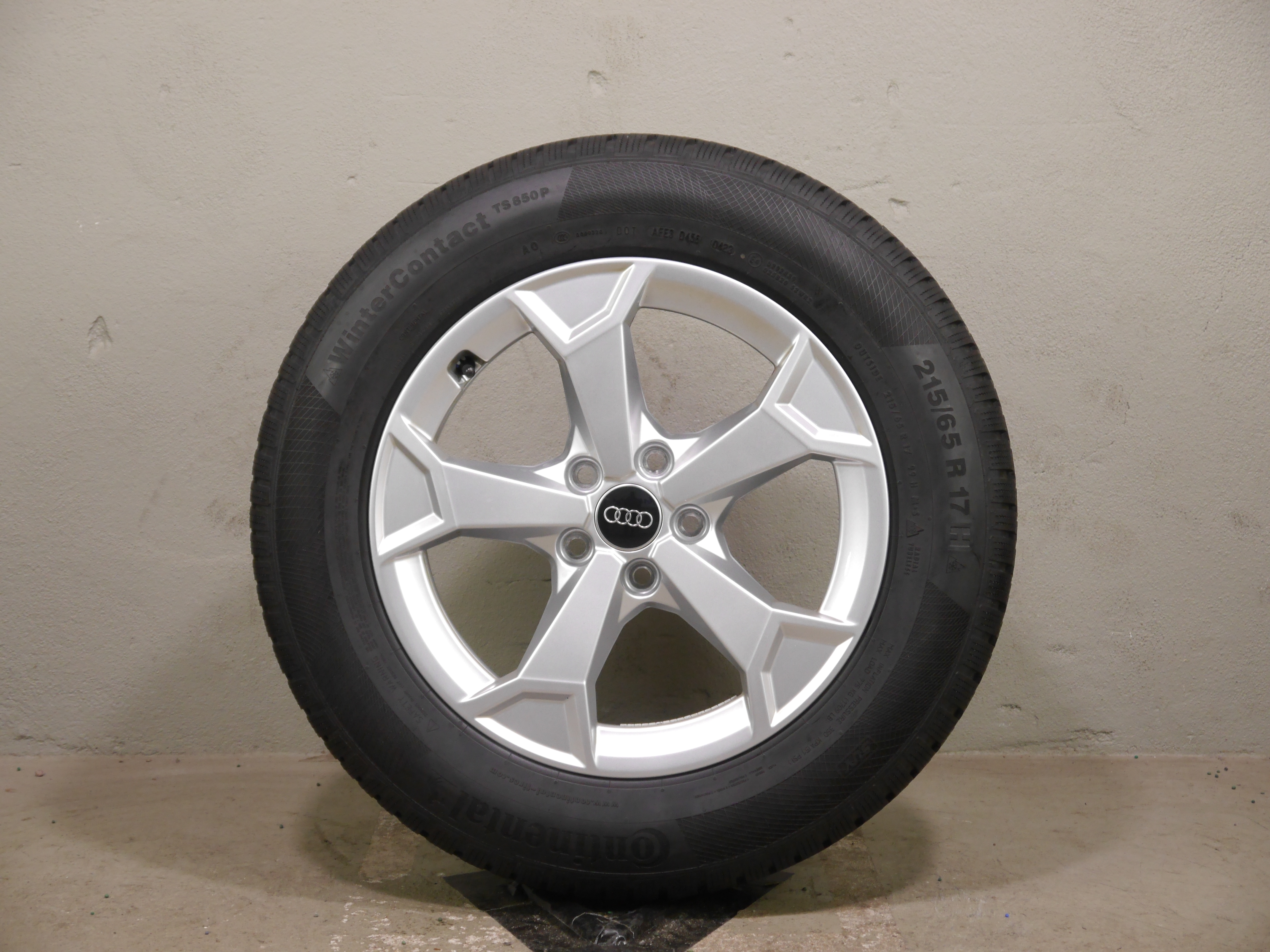 Audi Q3 Aluradsatz – Winter 215/65 R17 99H (AO) – 83A601025AL