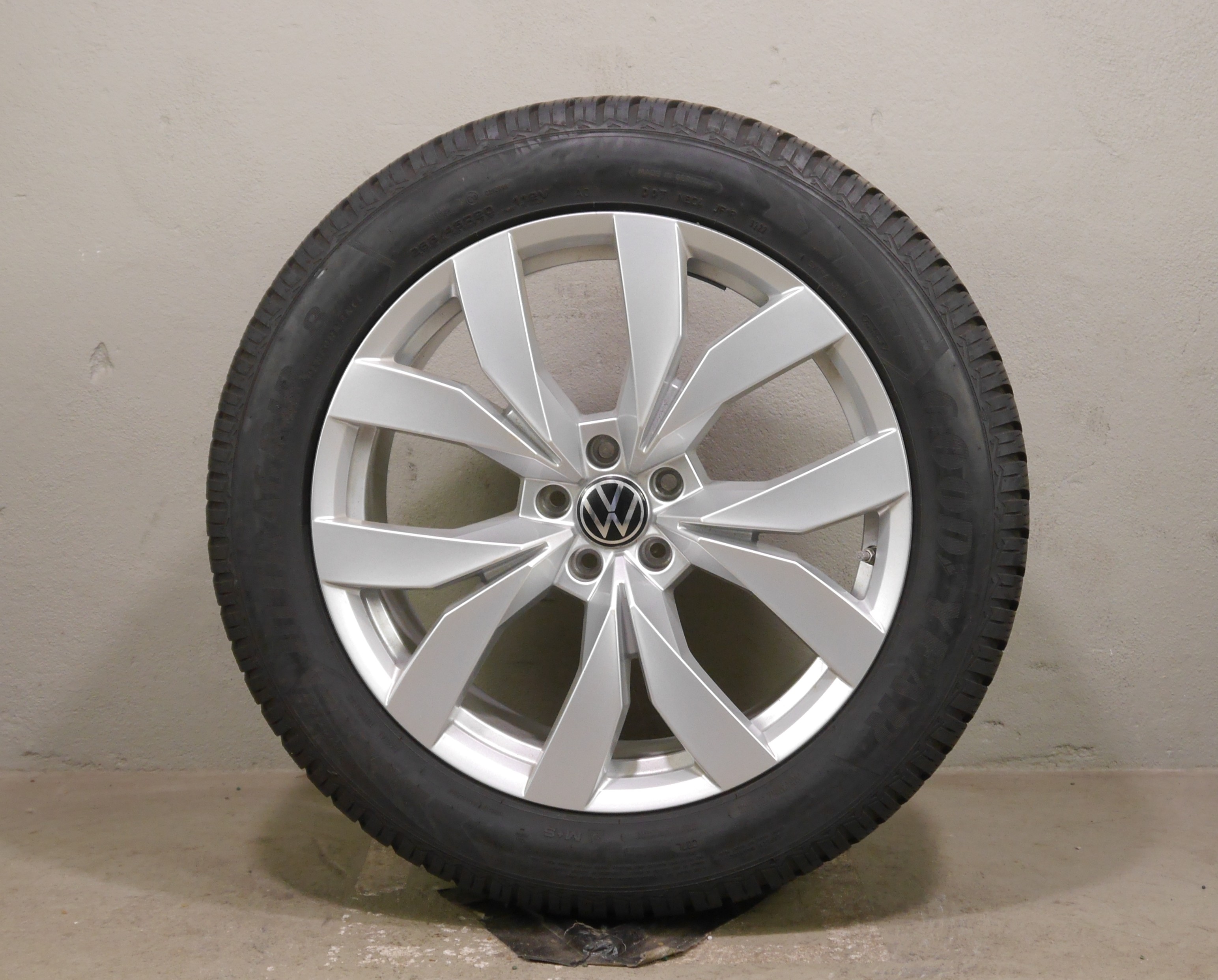 VW Touareg (CR) Aluradsatz – Winter 285/45 R20 112V – 760601025C mit RDKS