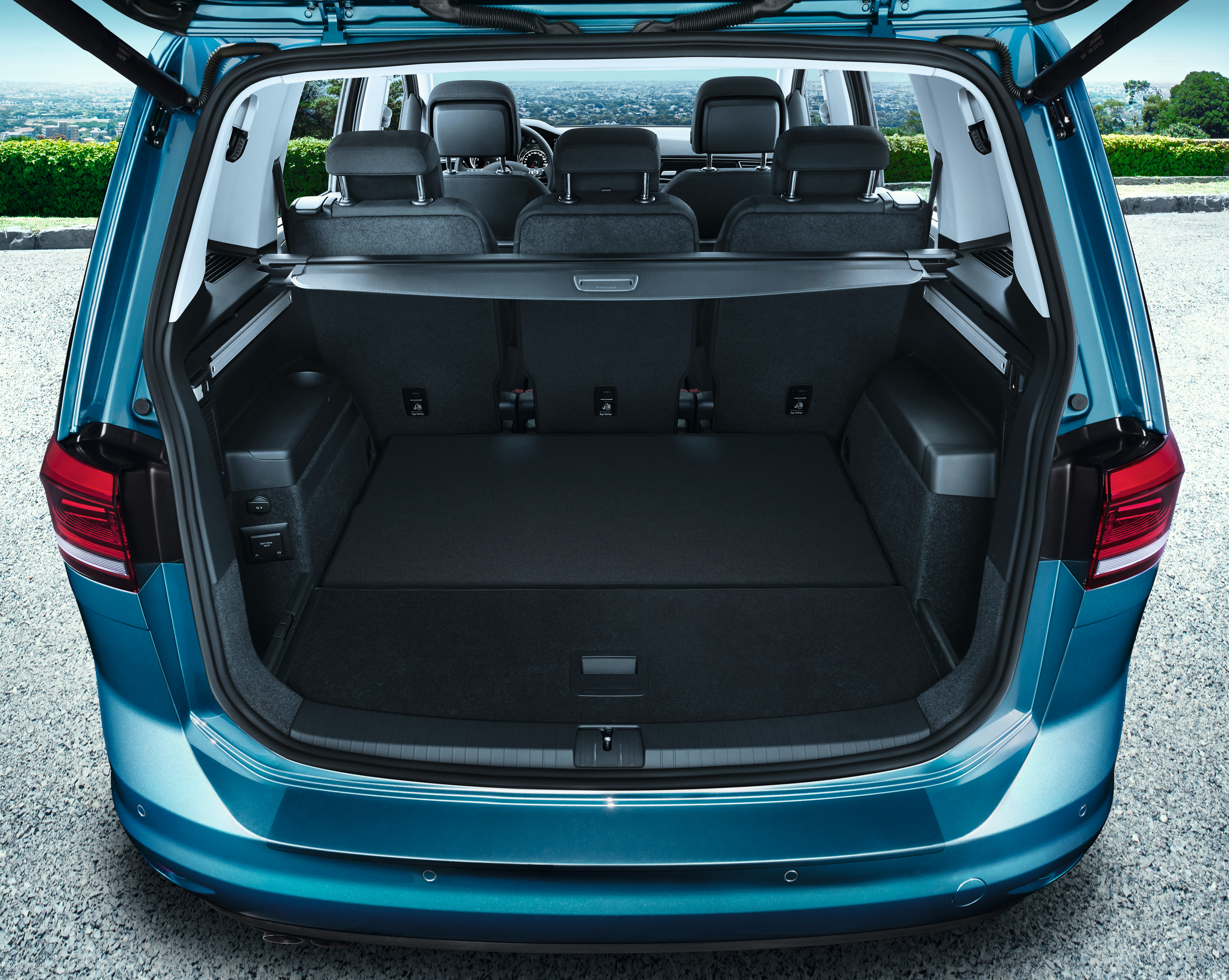 5QA061197hTJGDmORN3tW8 Ladekantenschutzfolie transparent - VW Touran