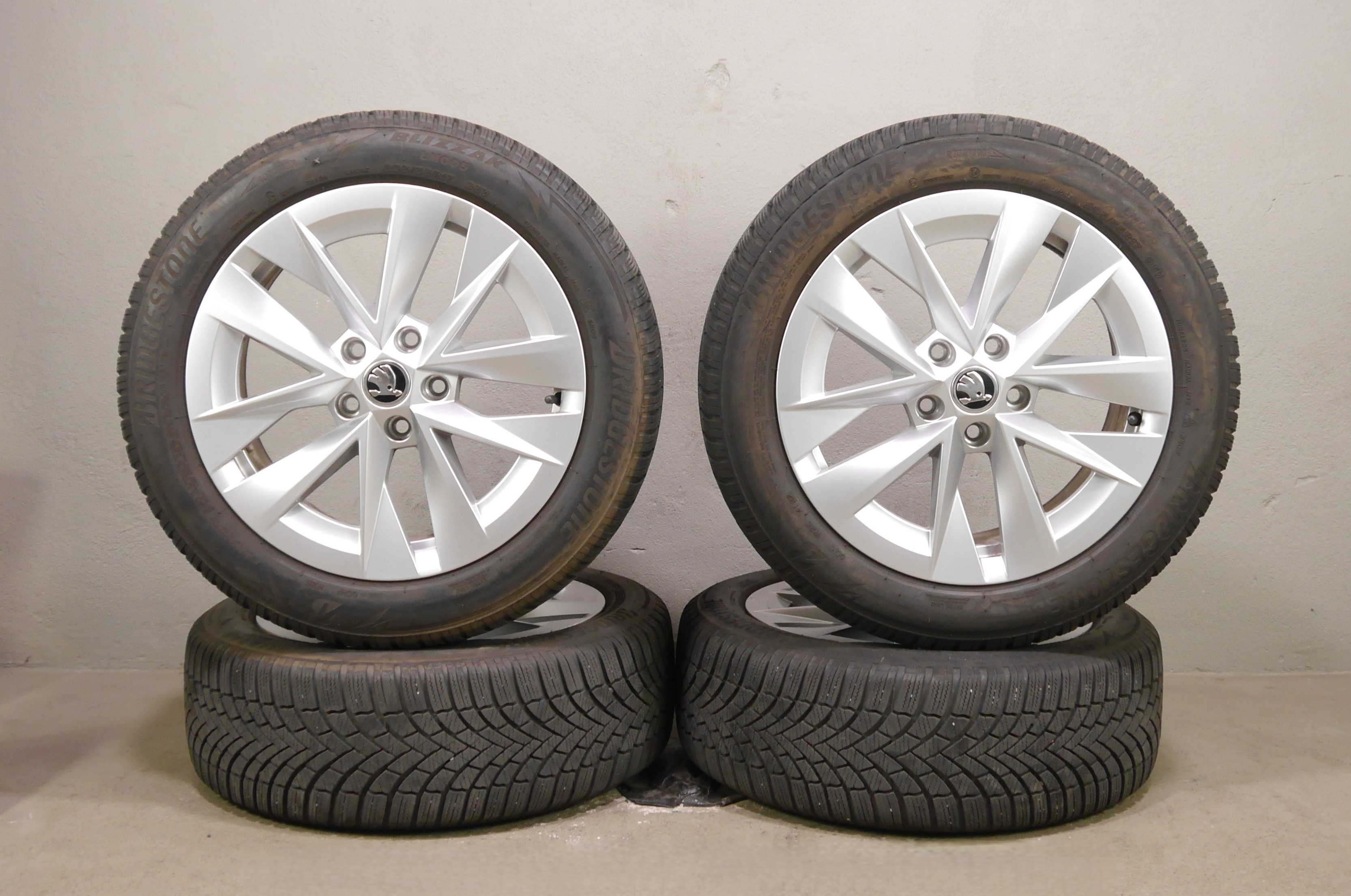 ŠKODA Octavia (NX) Aluradsatz – Winter 205/55R17 95V – 5E3601025