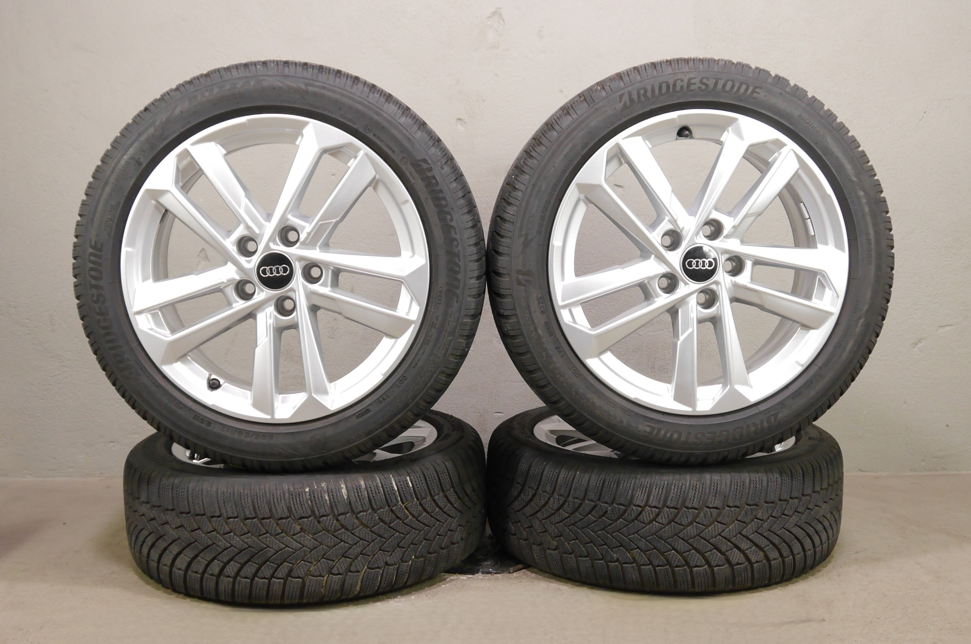 Audi A3 Sportback (8Y) Aluradsatz – Winter 205/50 R17 93H (AO1) – 8Y0601025L