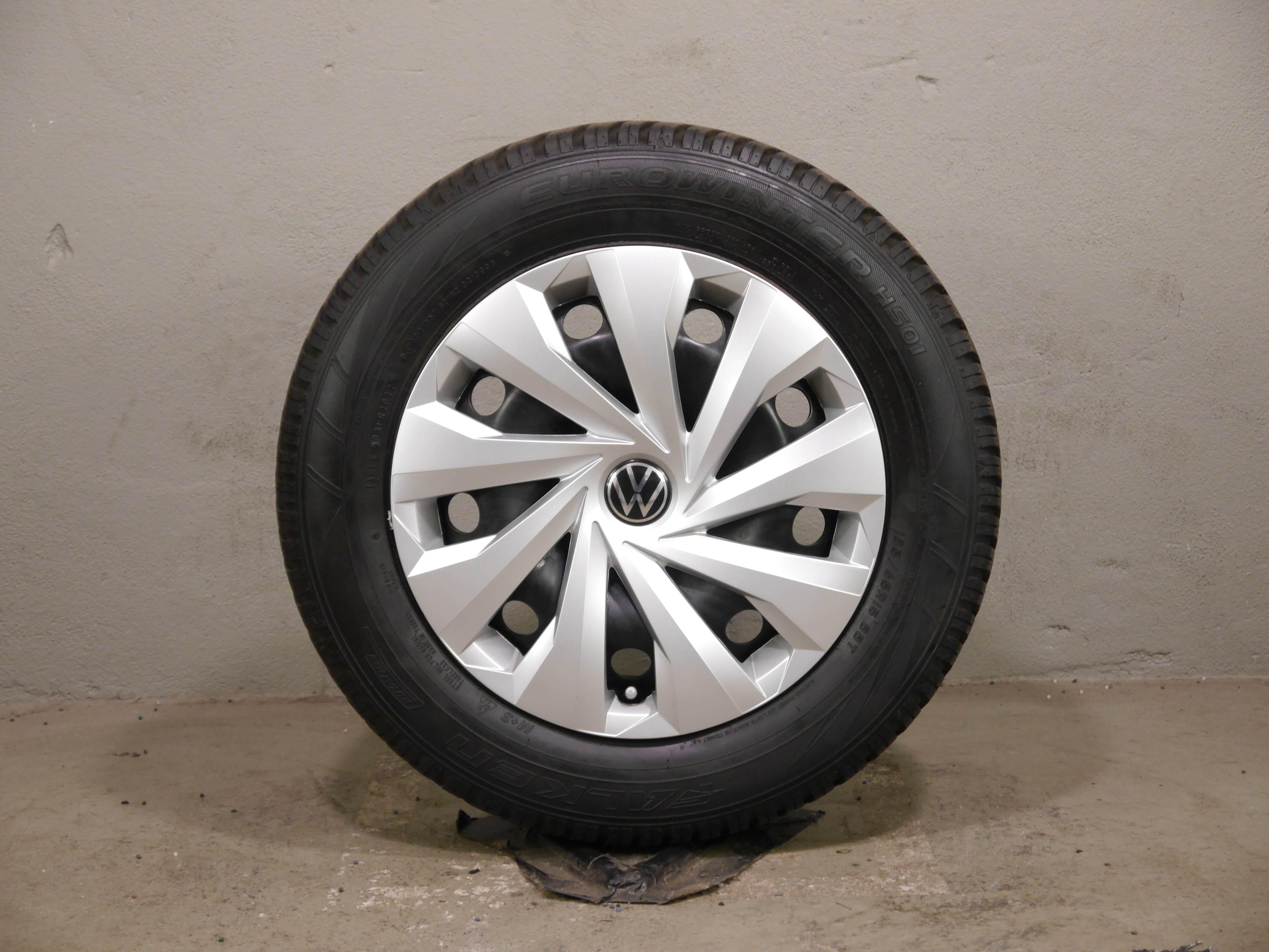 VW Polo (AE) – Stahlradsatz Winter 185/65 R15 88T – 2Q0601027AG/AH